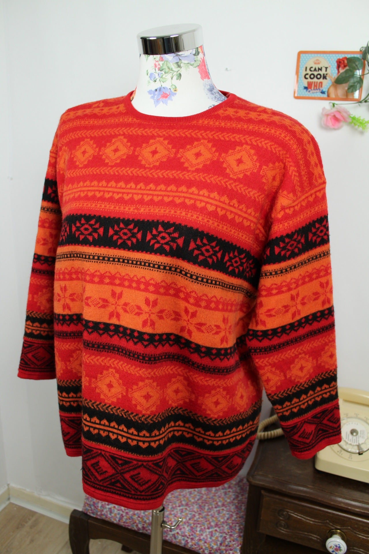 🌸🍒Pull vintage en laine 90's Symétrie rouge & noir - motifs graphiques - Taille 40/42🍒🌸