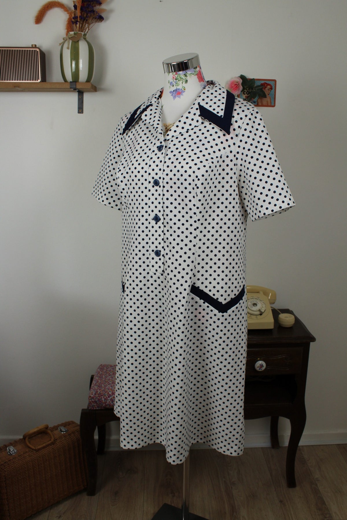 Robe vintage années 80 pin-up/rockabilly à pois marine - col chemise - Taille 40/42