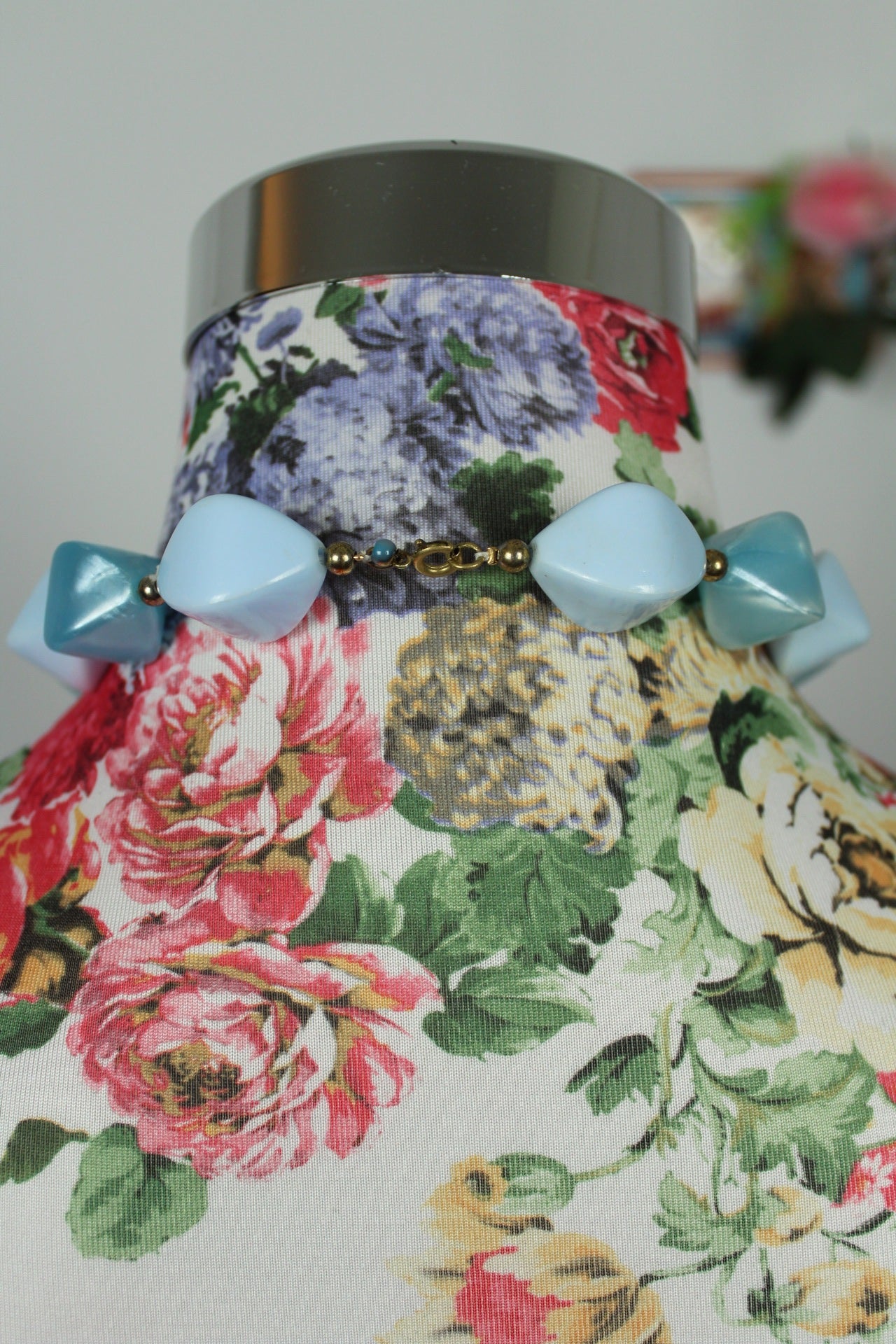 🌸🍒Collier vintage 80's ras du cou perles fuseaux🍒🌸