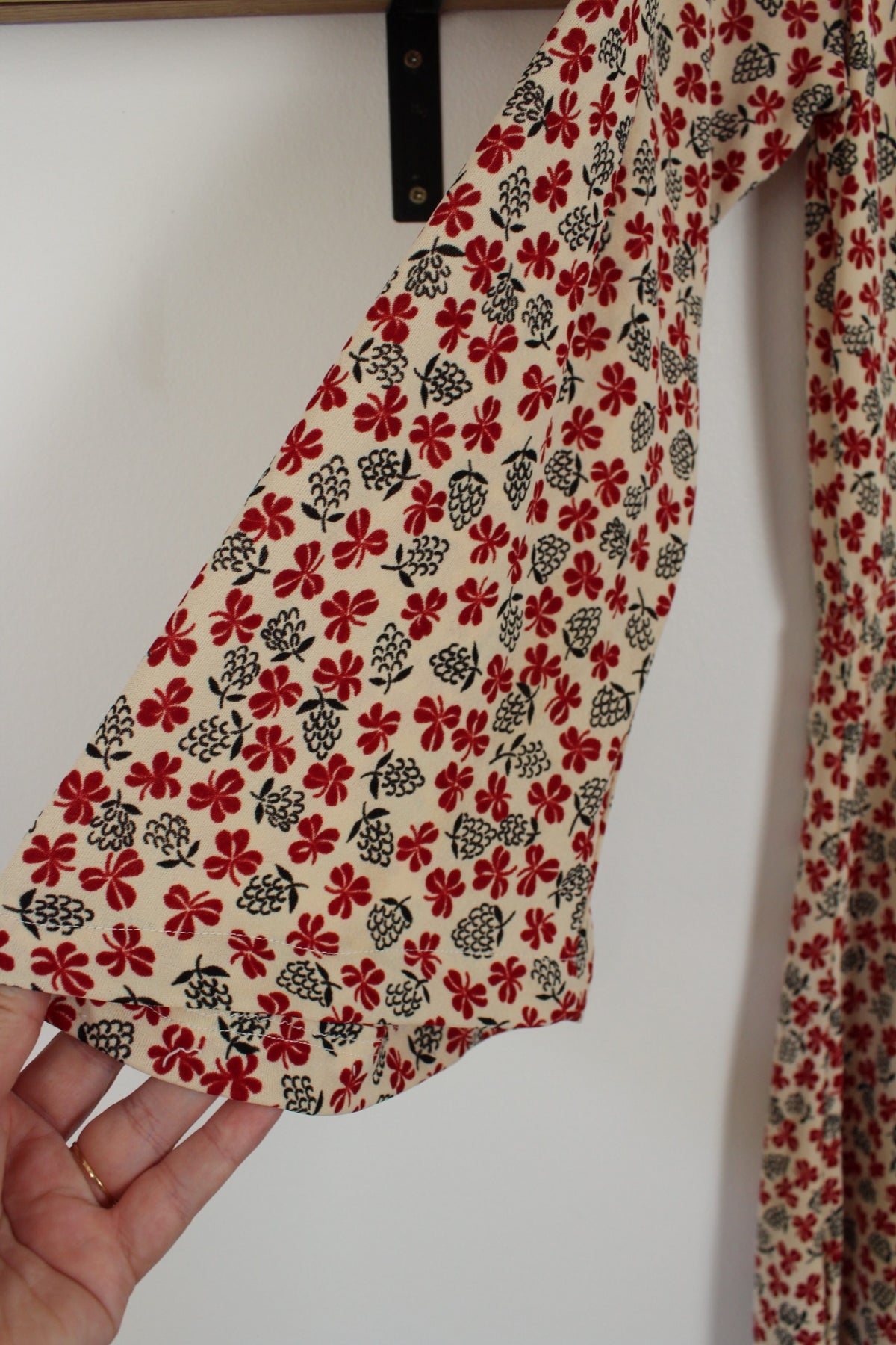 Robe vintage années 70 champêtre romantique - trèfles & pommes de pin - Taille 36/38