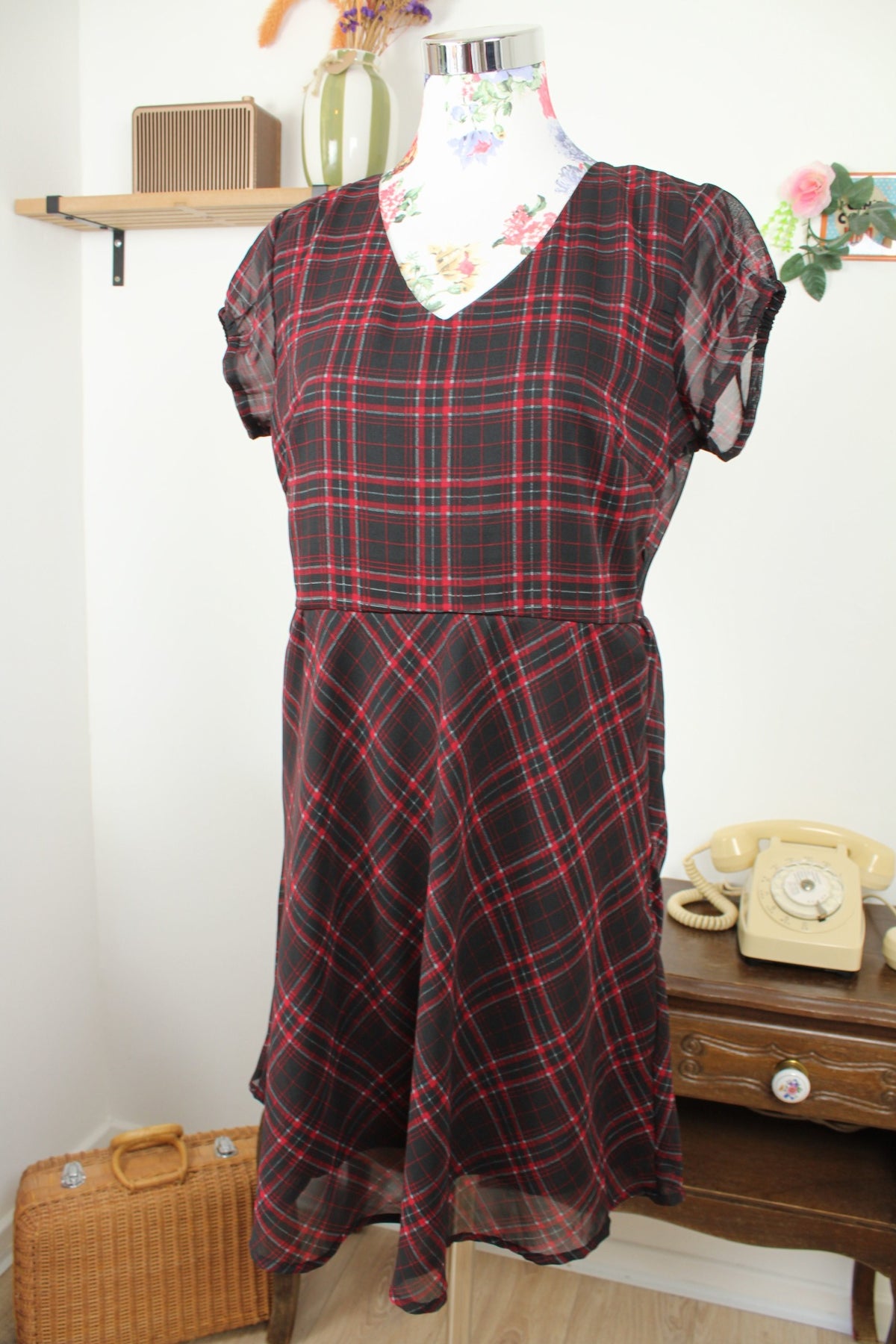 Robe vintage années  90s/2000 - carreaux oldschool pin-up rock & grunge chic - Taille 40