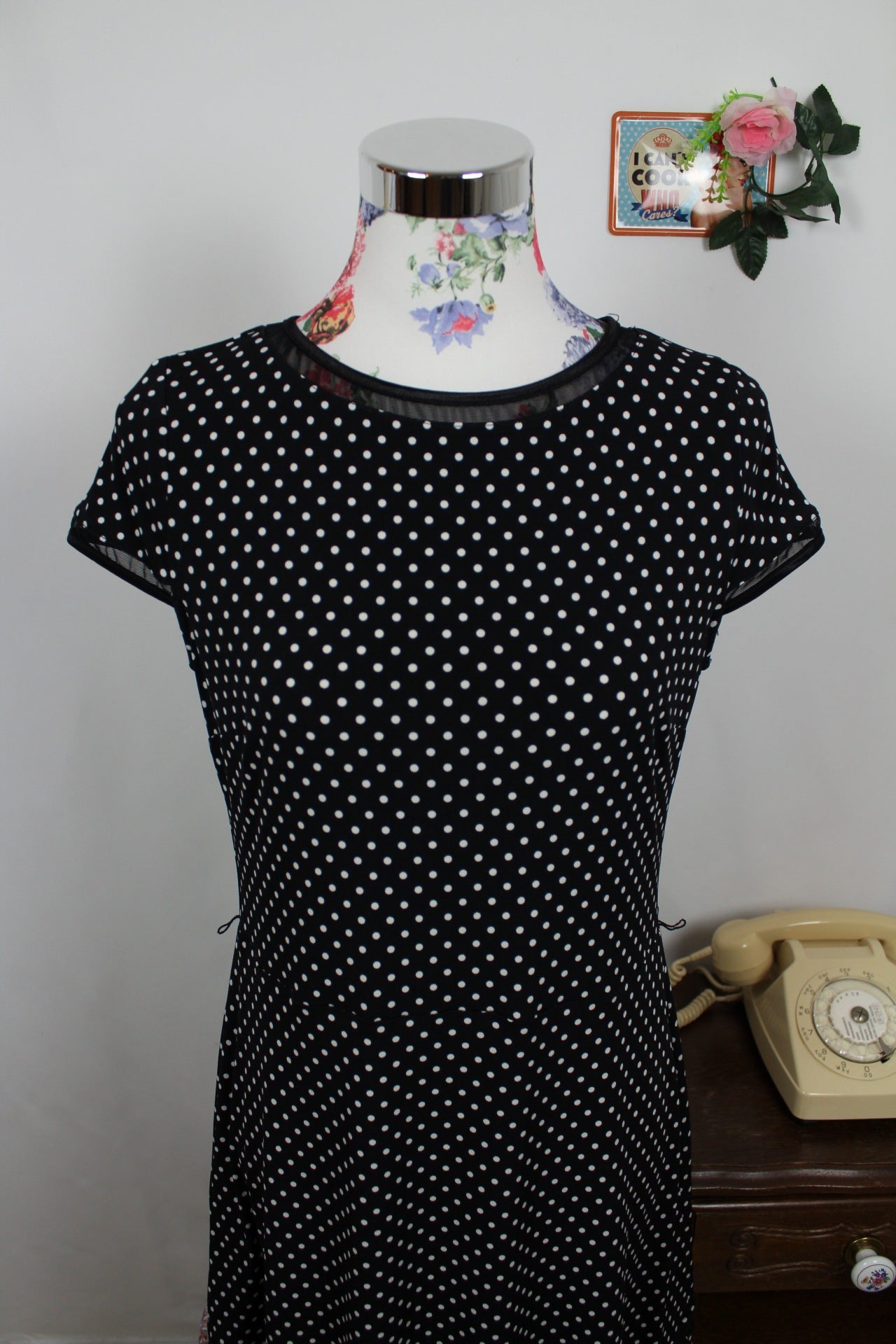 🌸🍒Robe vintage 90's noire à pois - style pin-up & volants ajourés - Joseph Ribkoff - Taille 36/38🍒🌸