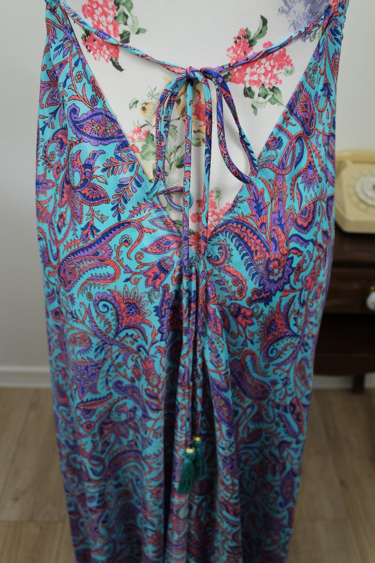 🌸🍒Robe longue en soie summer vives turquoise, paisley & fleurs stylisées - Taille 40/42🍒🌸