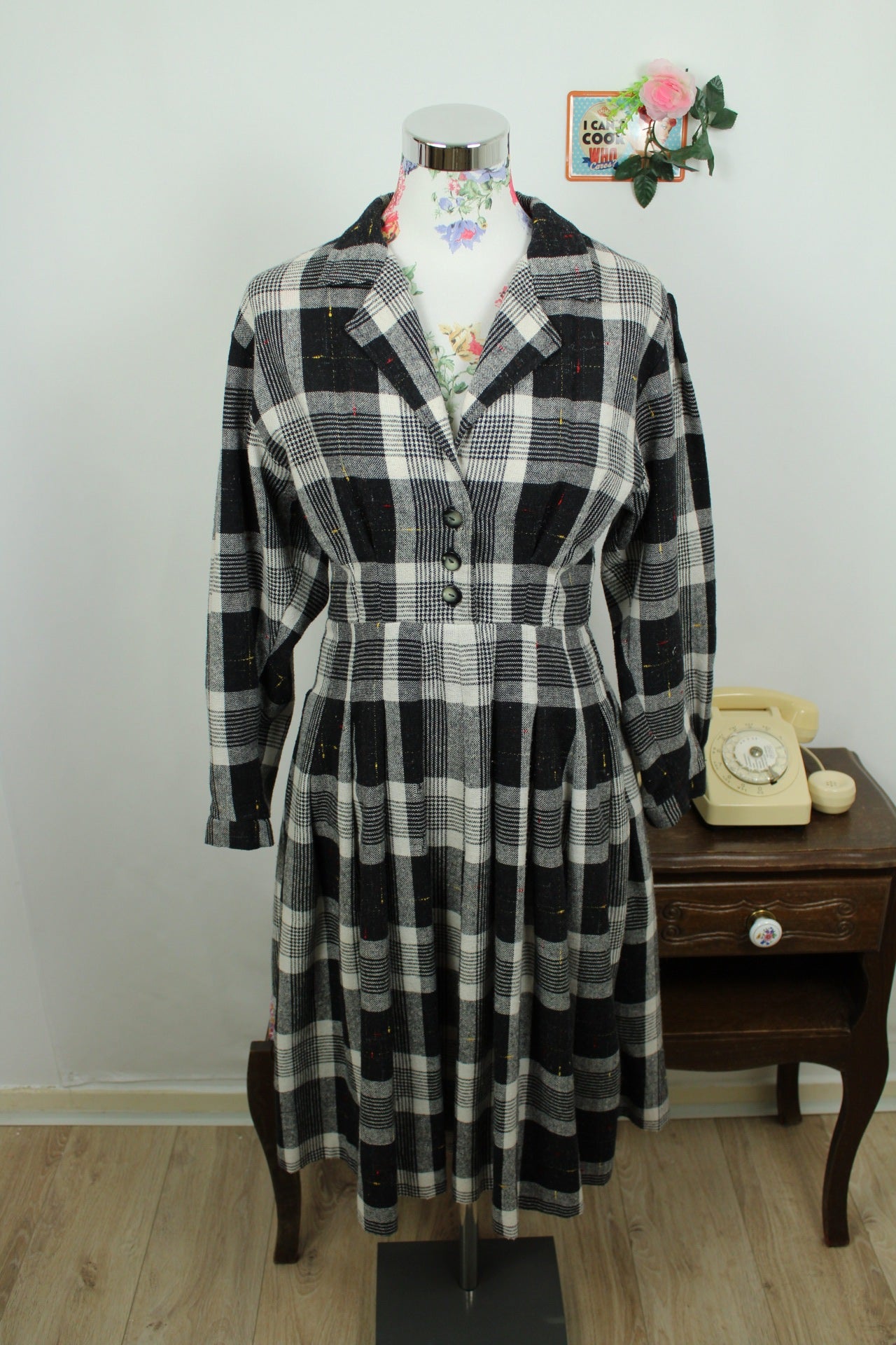🌸🍒Robe d'hiver vintage faite main - carreaux noir & blanc - plissée années 80 - Taille 36/38🍒🌸
