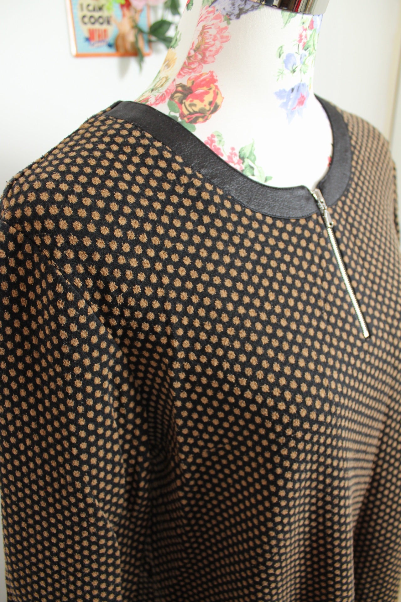🍒🌸Robe pull vintage 80/90s à pois col effet cuir - Gevana made in France - Taille 42/44🌸🍒