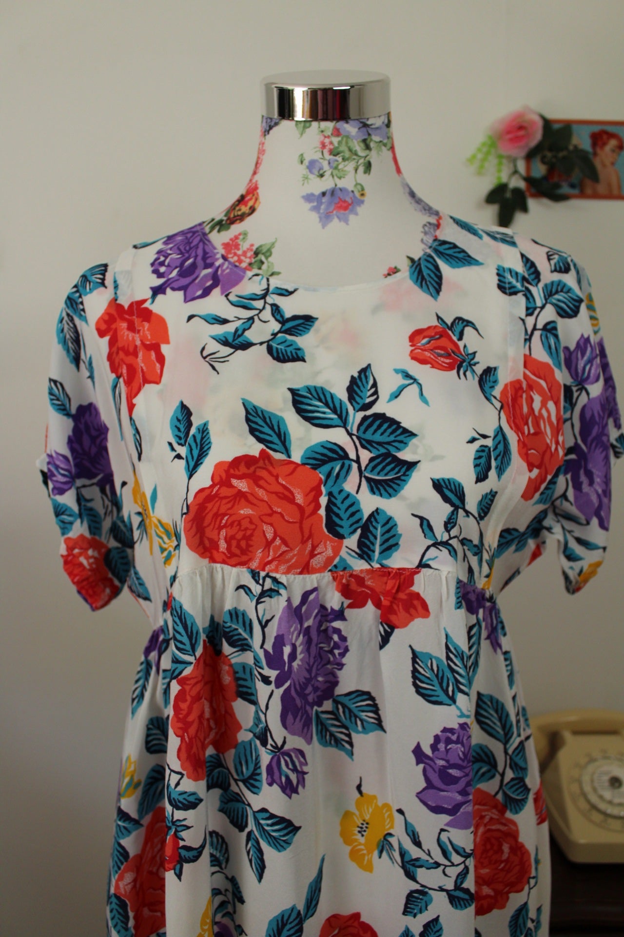 🌸🍒Robe vintage 80's blanche fleurie pep's - coupe & manches amples - Taille 38/40🍒🌸