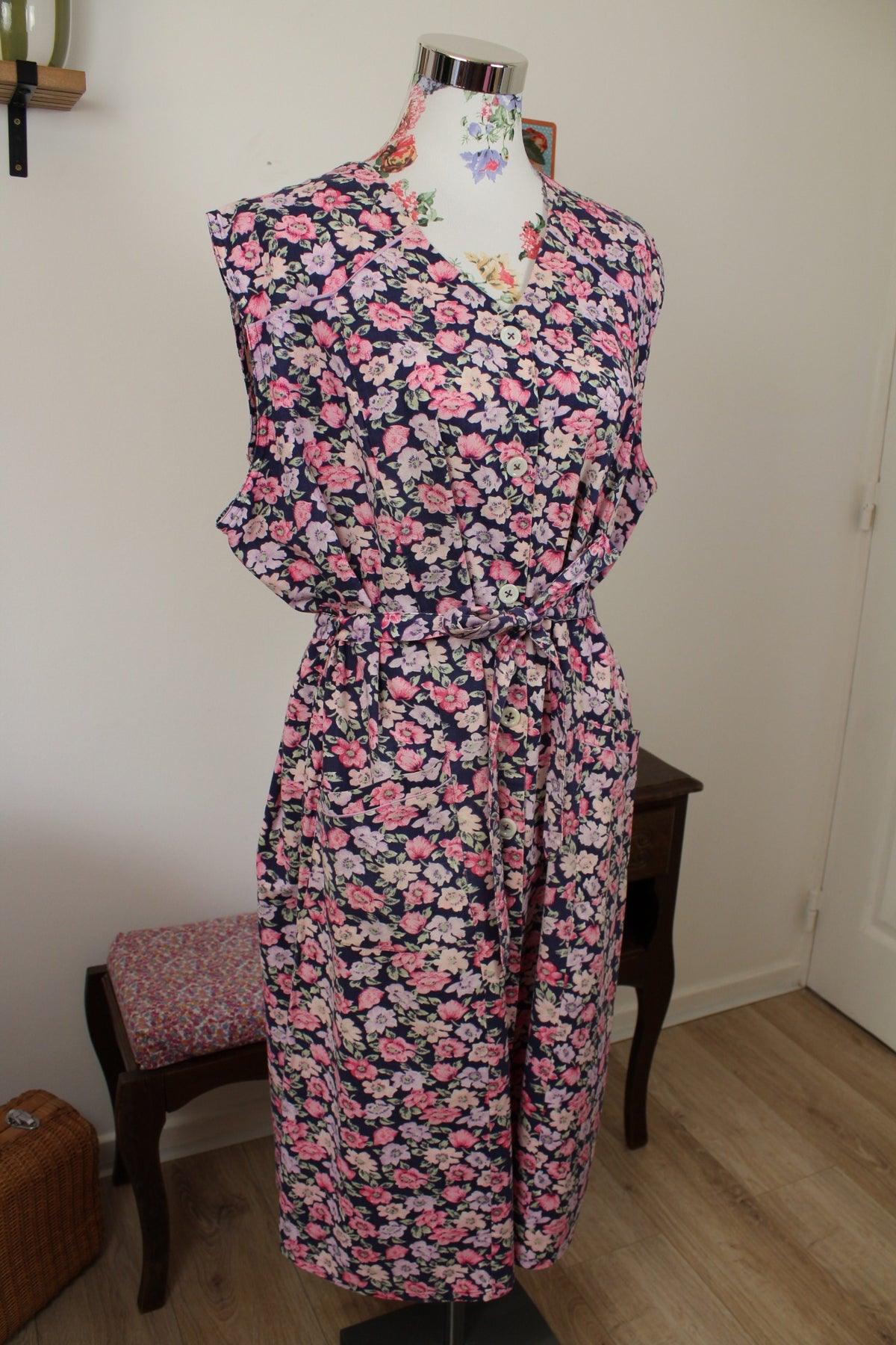 Robe fleurie vintage 80's fleurie violet & rose - Taille 48/50