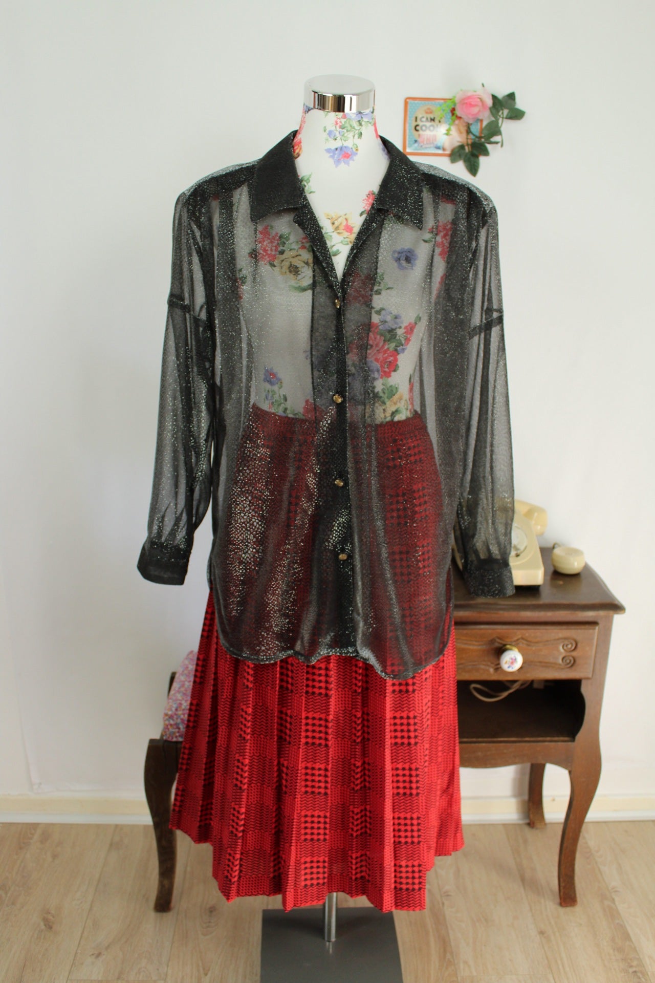 🌸🍒Jupe plissée vintage 80's rouge motifs graphiques - Taille 48/50🍒🌸