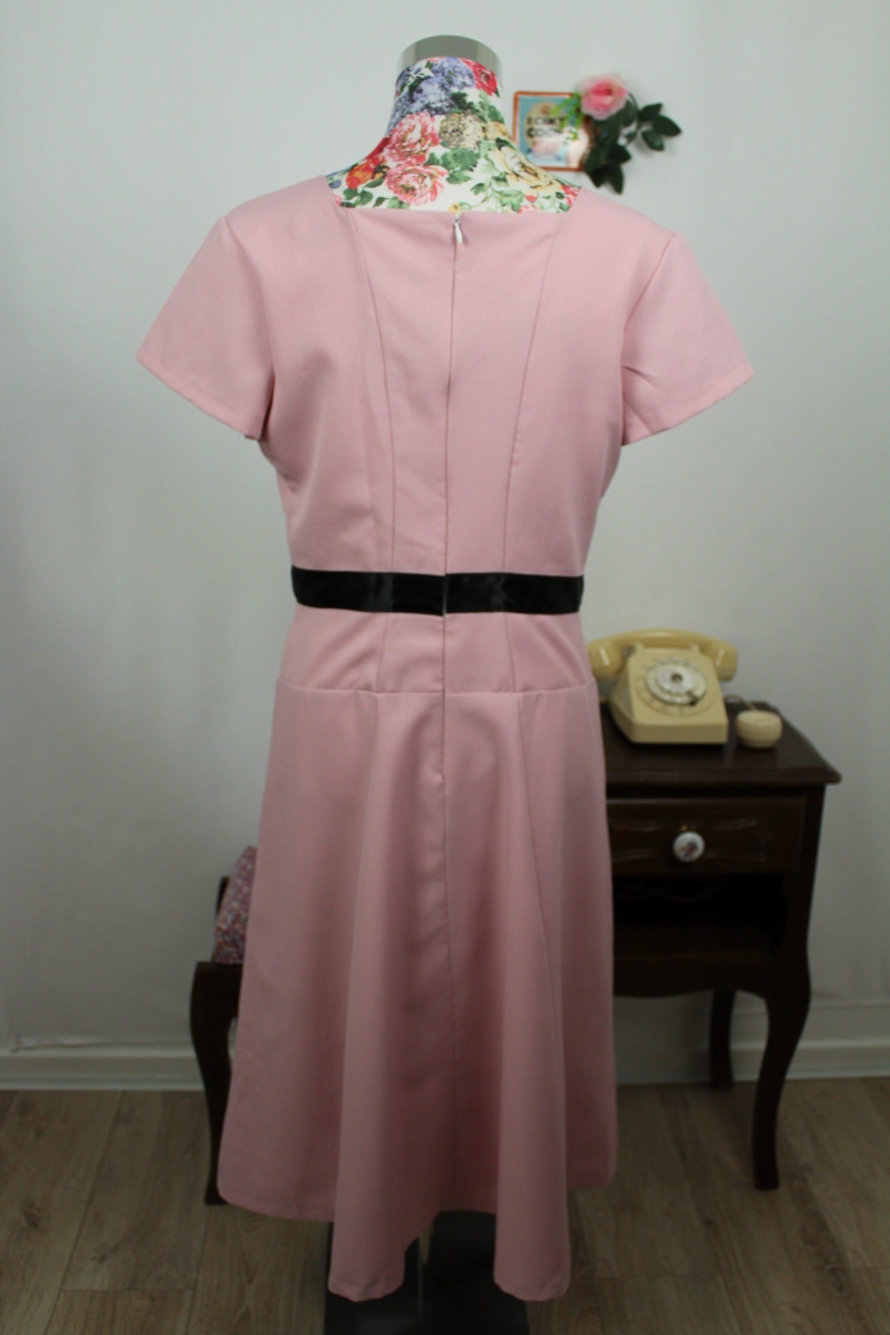 🌸🍒Robe rose poudrée années 2000 marque MIKAROSE inspiration rétro pin-up 50's - Taille 38🍒🌸