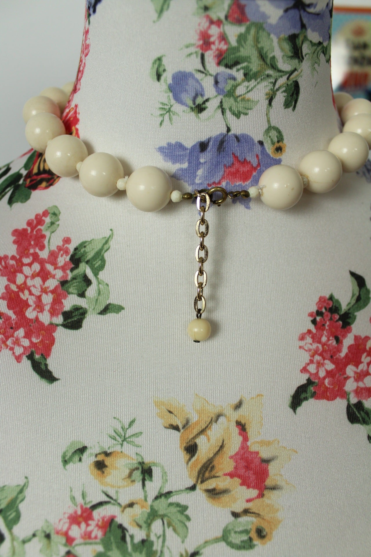 🌸🍒Collier vintage 80's ras du cou perles blanc ivoire🍒🌸