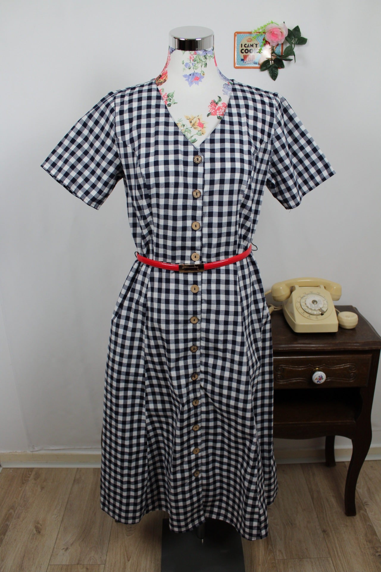 🍒🌸Robe pin-up rétro bohème vichy blanc et marine - boutons en bois - made in India - Taille 40/42🌸🍒