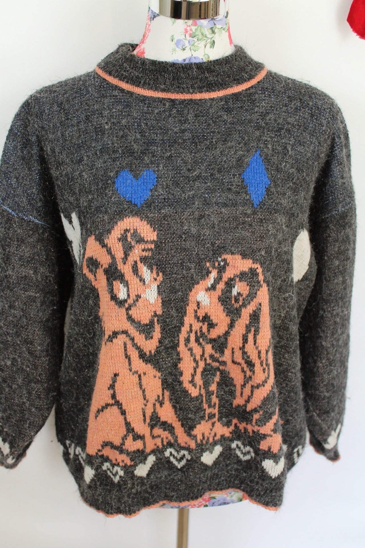 ✨Pull vintage "La Belle et Le Clochard" années 80✨