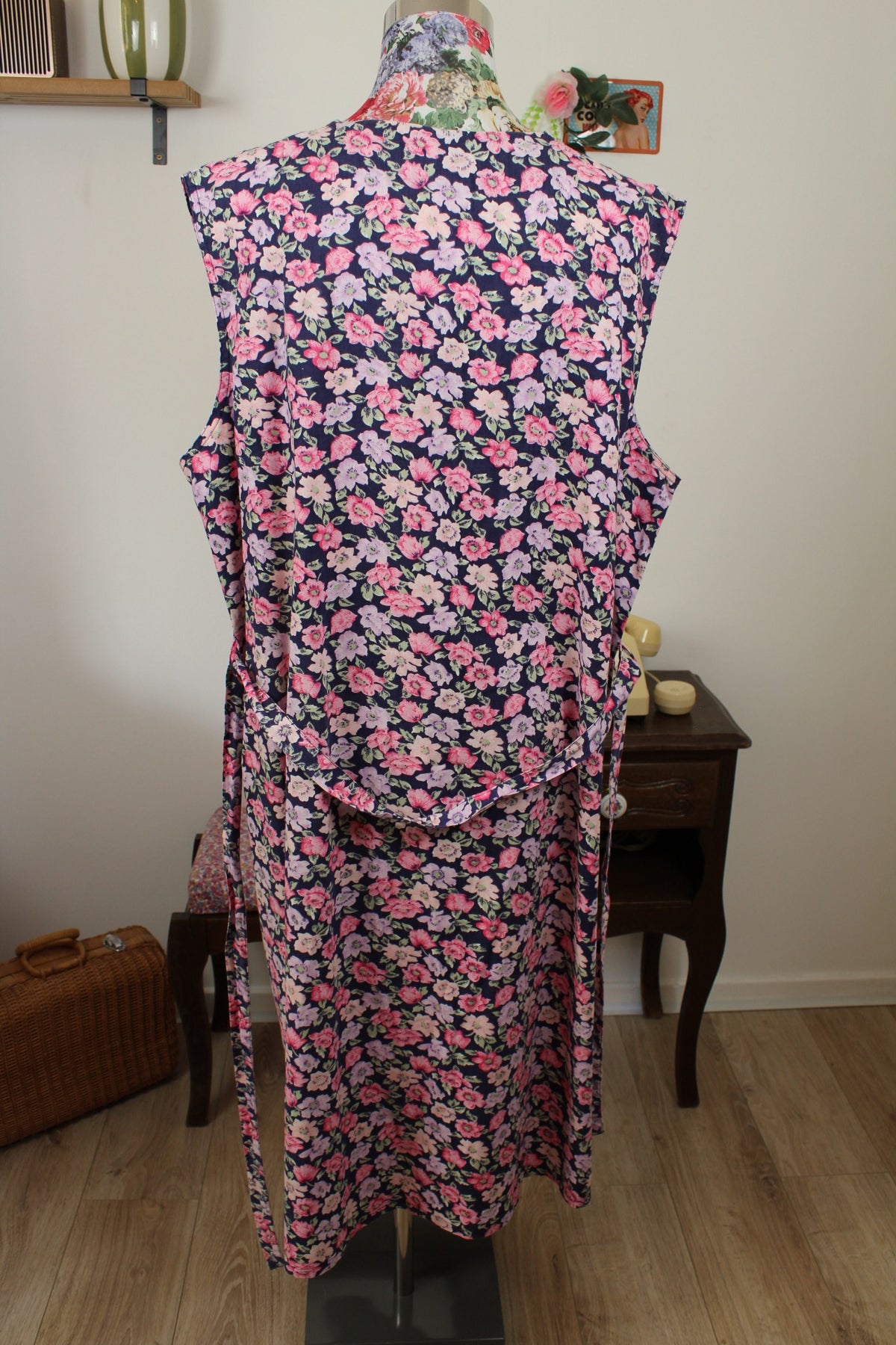 Robe fleurie vintage 80's fleurie violet & rose - Taille 48/50