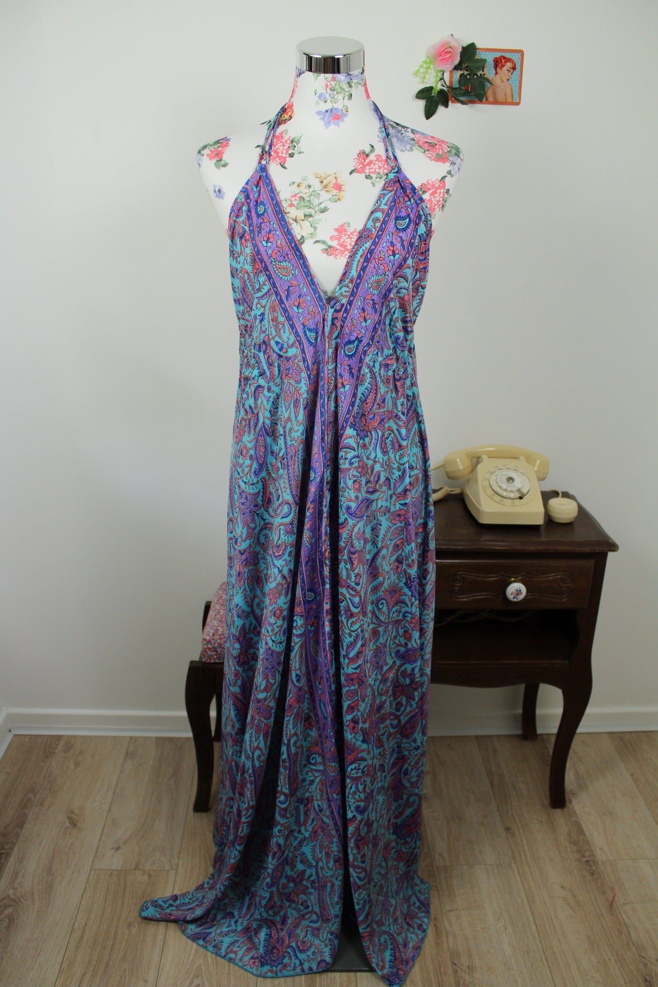 🌸🍒Robe longue en soie summer vives turquoise, paisley & fleurs stylisées - Taille 40/42🍒🌸