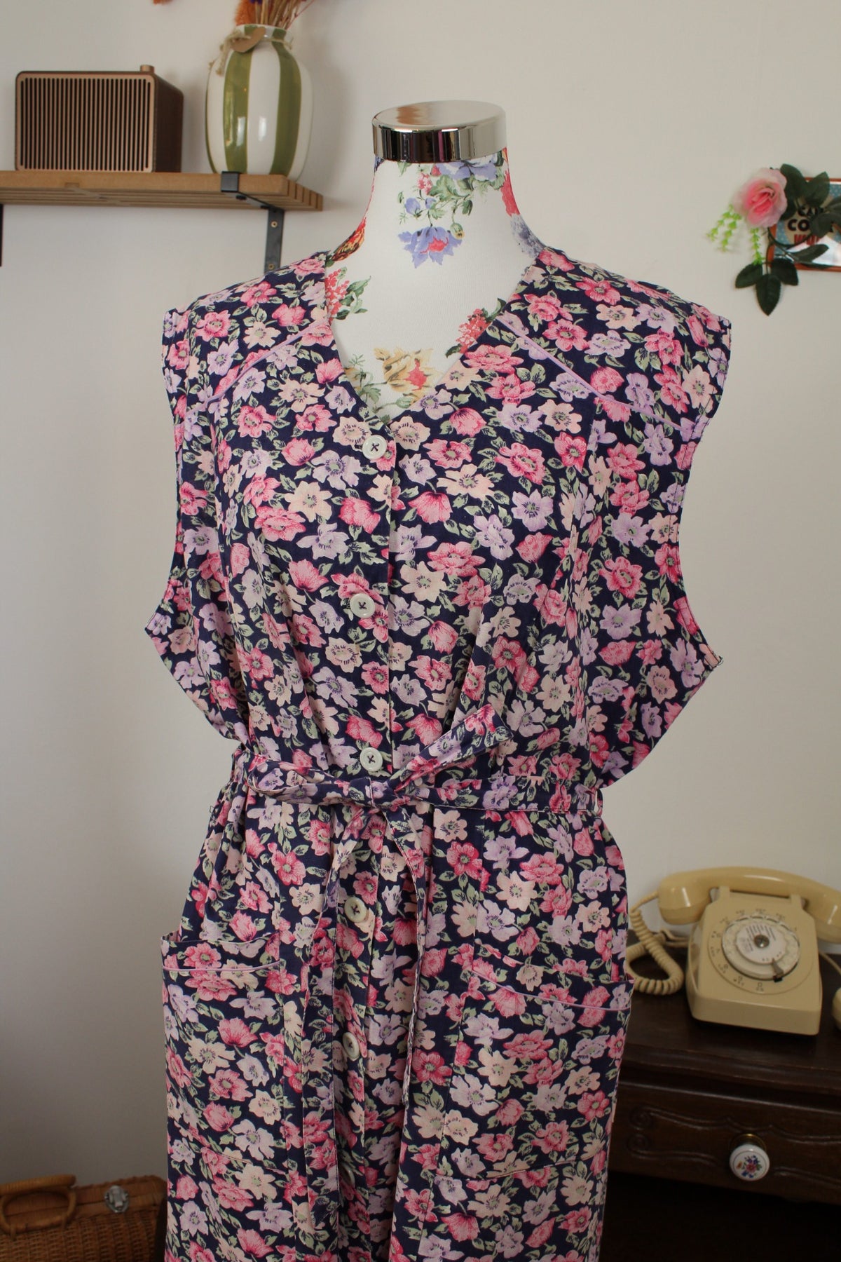 Robe fleurie vintage 80's fleurie violet & rose - Taille 48/50