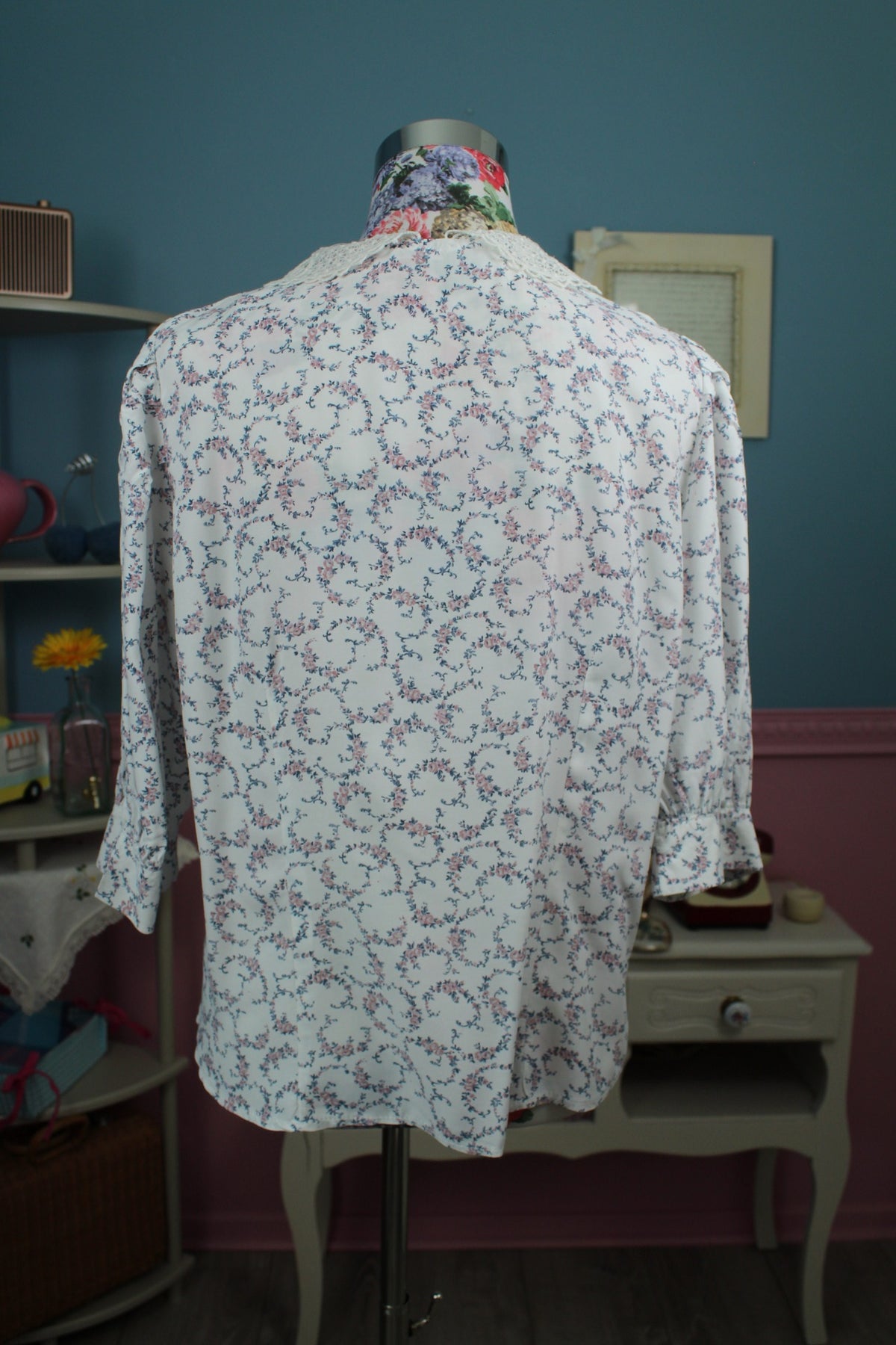 Blouse vintage col claudine en dentelle années 90 fleurie romantique - Taille 40/42