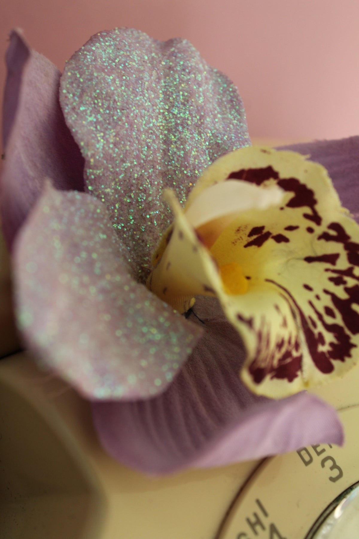 Pince à cheveux/broche rétro orchidée - création artisanale Shazam pin-up hair flowers