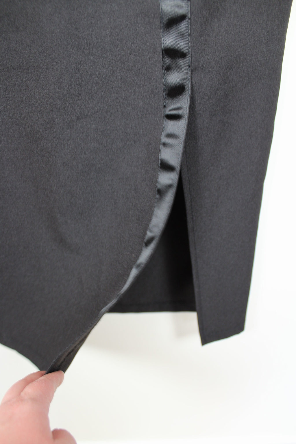 ✨Jupe crayon longue vintage chic - détails satinés et boutons dorés ✨