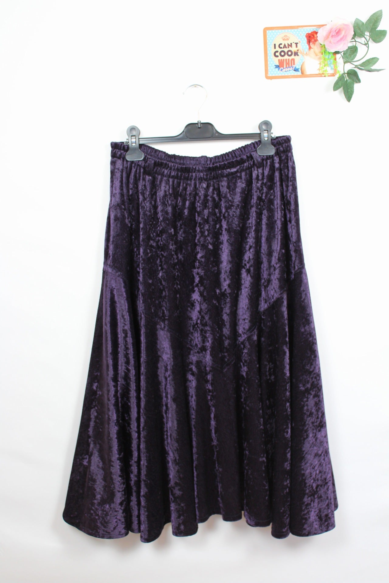 ✨Jupe midi vintage en velours frappé violet prune années 80✨
