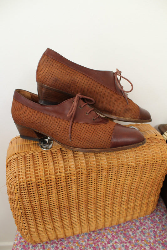 🌸🍒Derbies vintage années 80 marron tout cuir & petit talon bottier - pointure 40🍒🌸