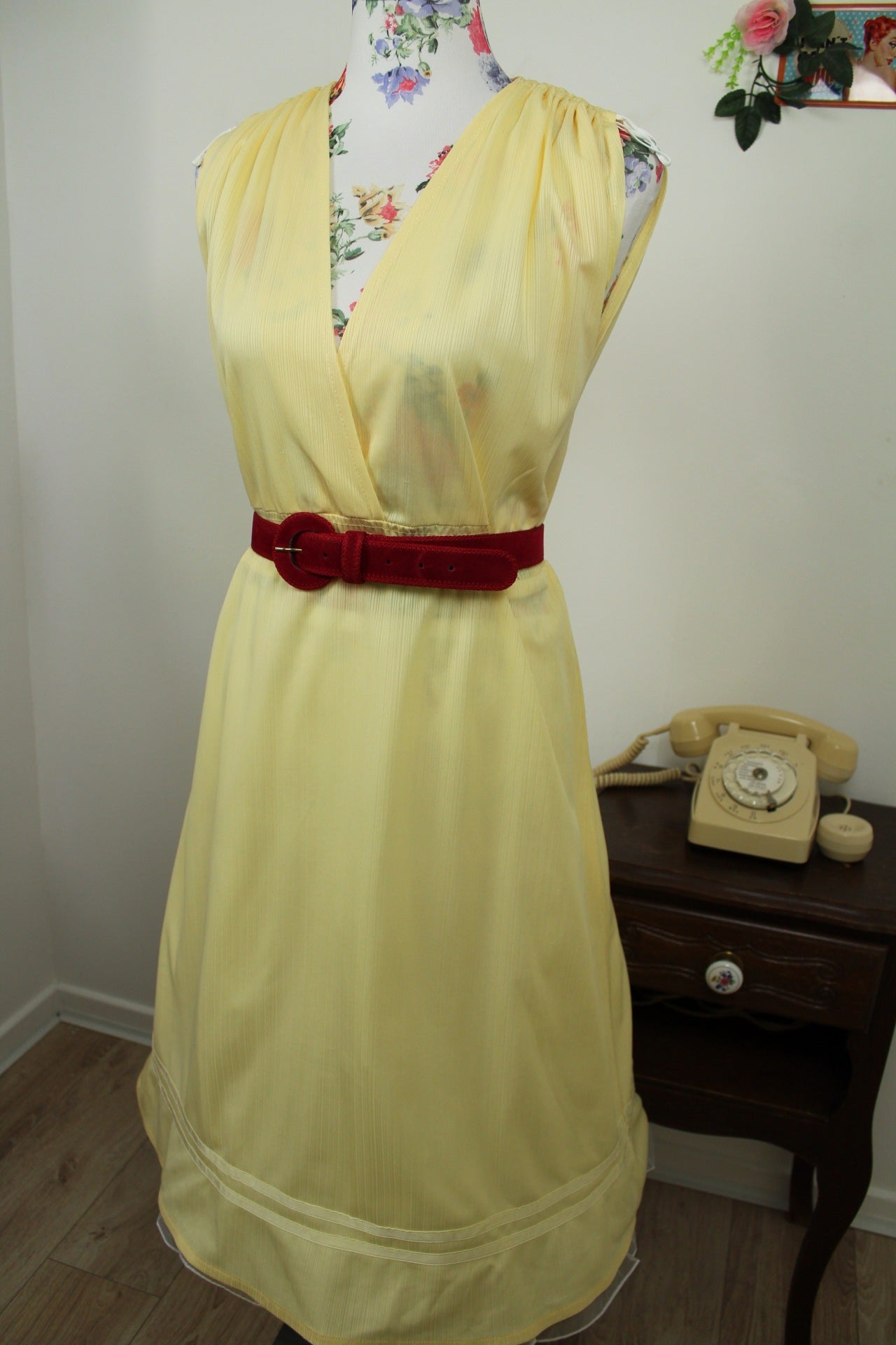 🌸🍒Robe vintage 80/90's drapée jaune crème & coupe empire - Taille 40🍒🌸