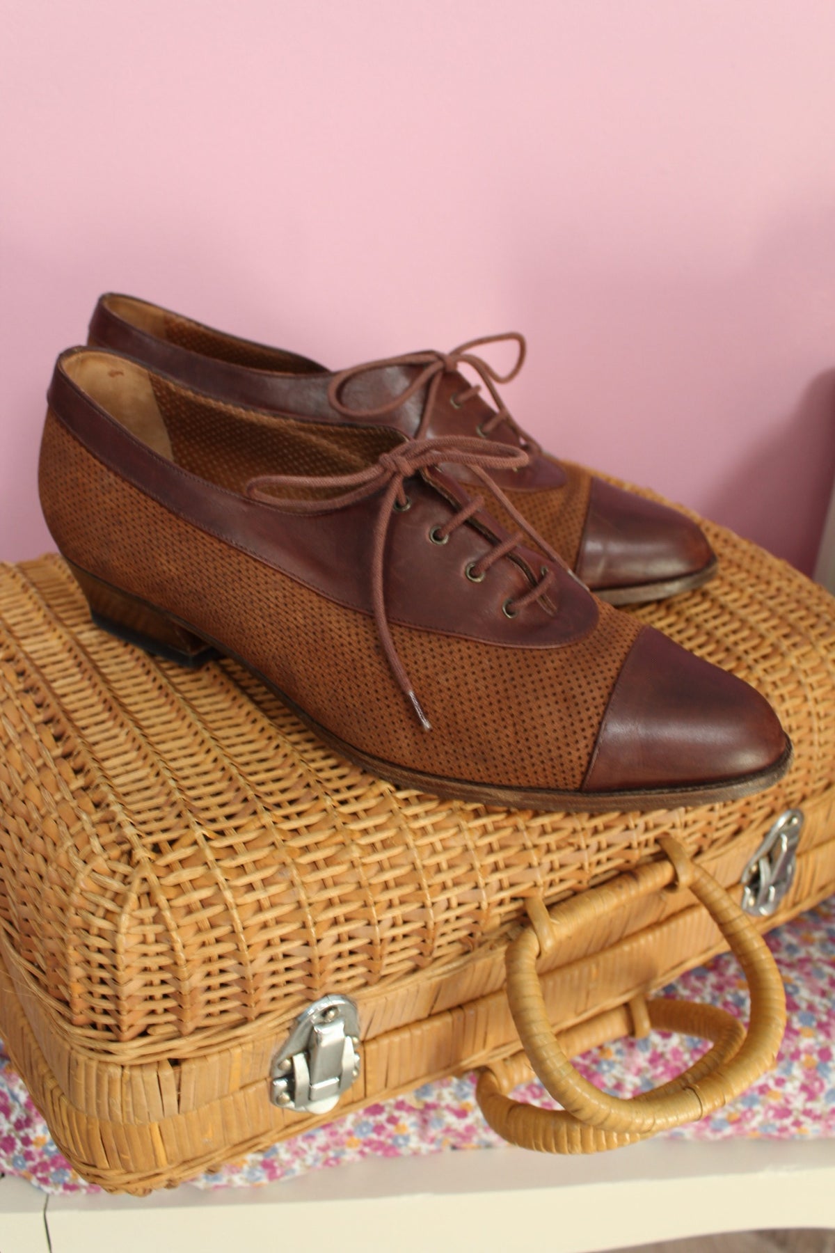 Derbies vintage années 80 marron tout cuir & petit talon bottier - pointure 40