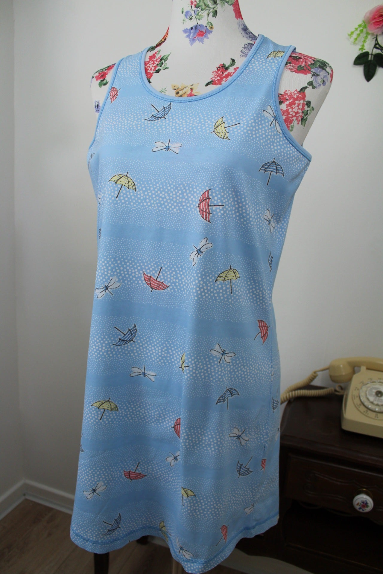 🌸🍒Robe d'été motifs libellules & parasols style plage rétro - Taille 38🍒🌸
