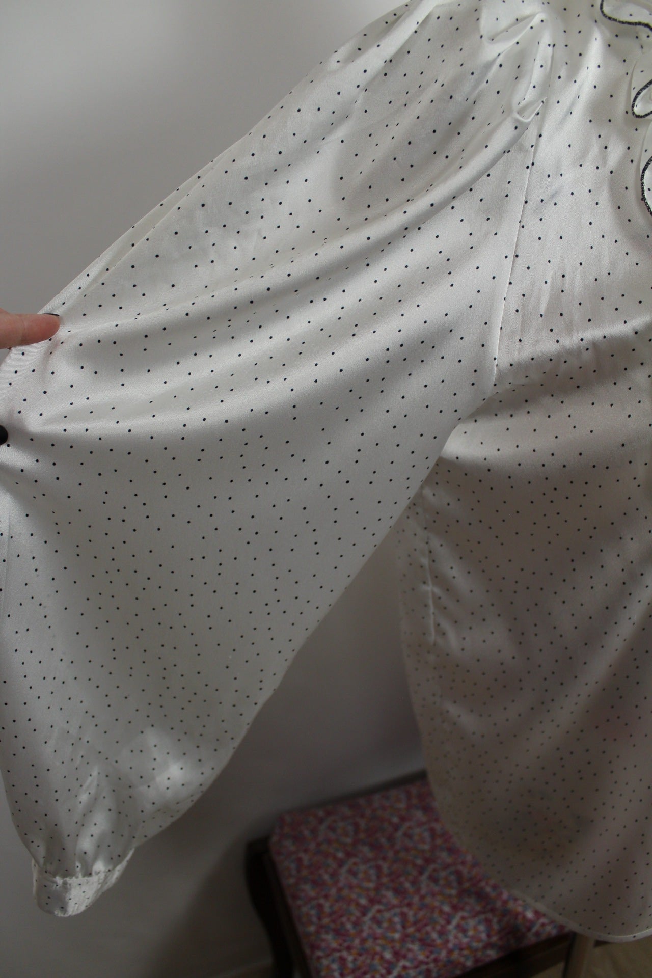🌸🍒Chemise vintage à volants Daniel Duval Paris 80's - pois noir & satin - Taille 40🌸🍒