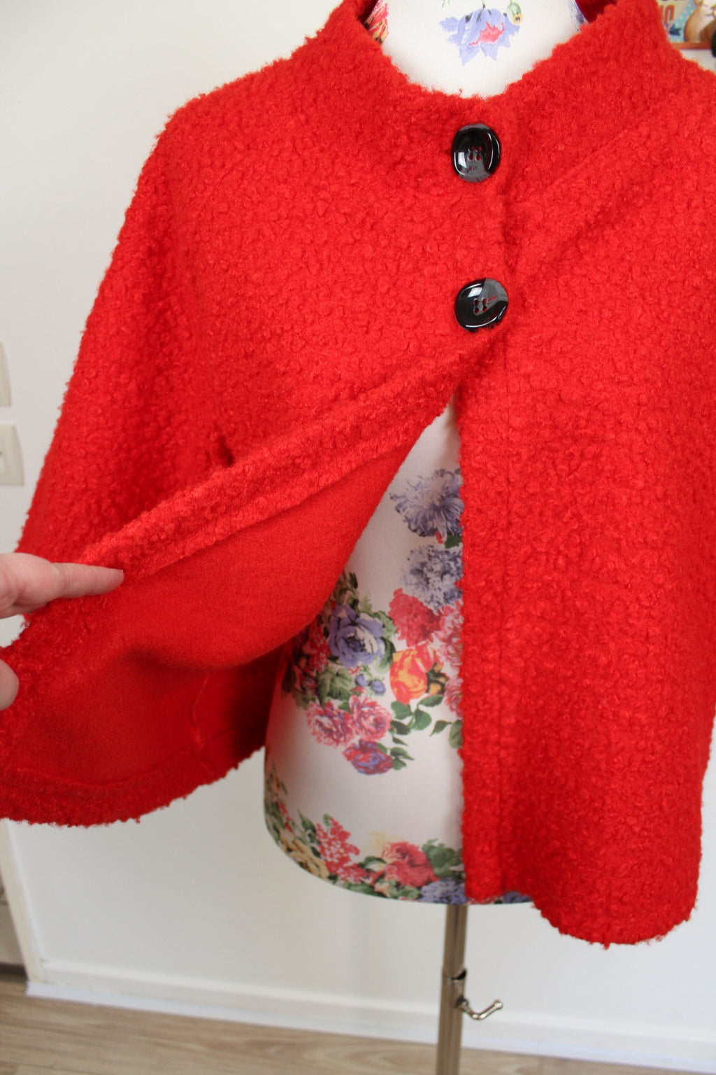🌸Cardigan rouge bouclé 80's - style Jackie O - made in Italy🍒