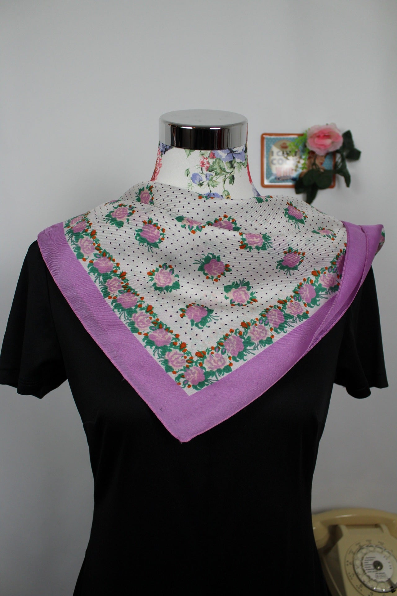 🌸🍒Foulard vintage 80's couleur lila motifs pois et roses 🍒🌸