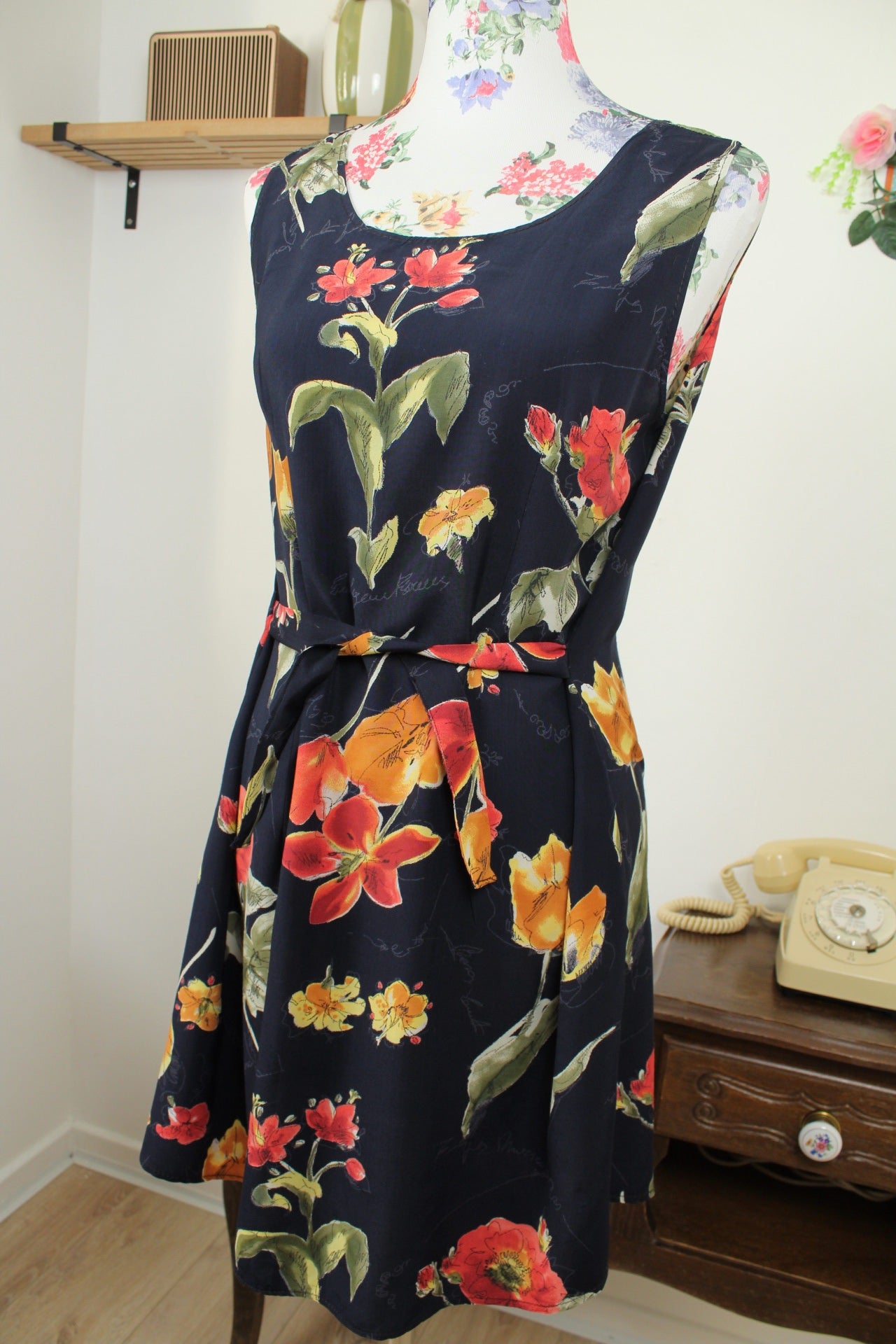 🌸🍒Robe vintage 90's summer vibes - fleurie & phrases romantiques - Taille 38/40🍒🌸