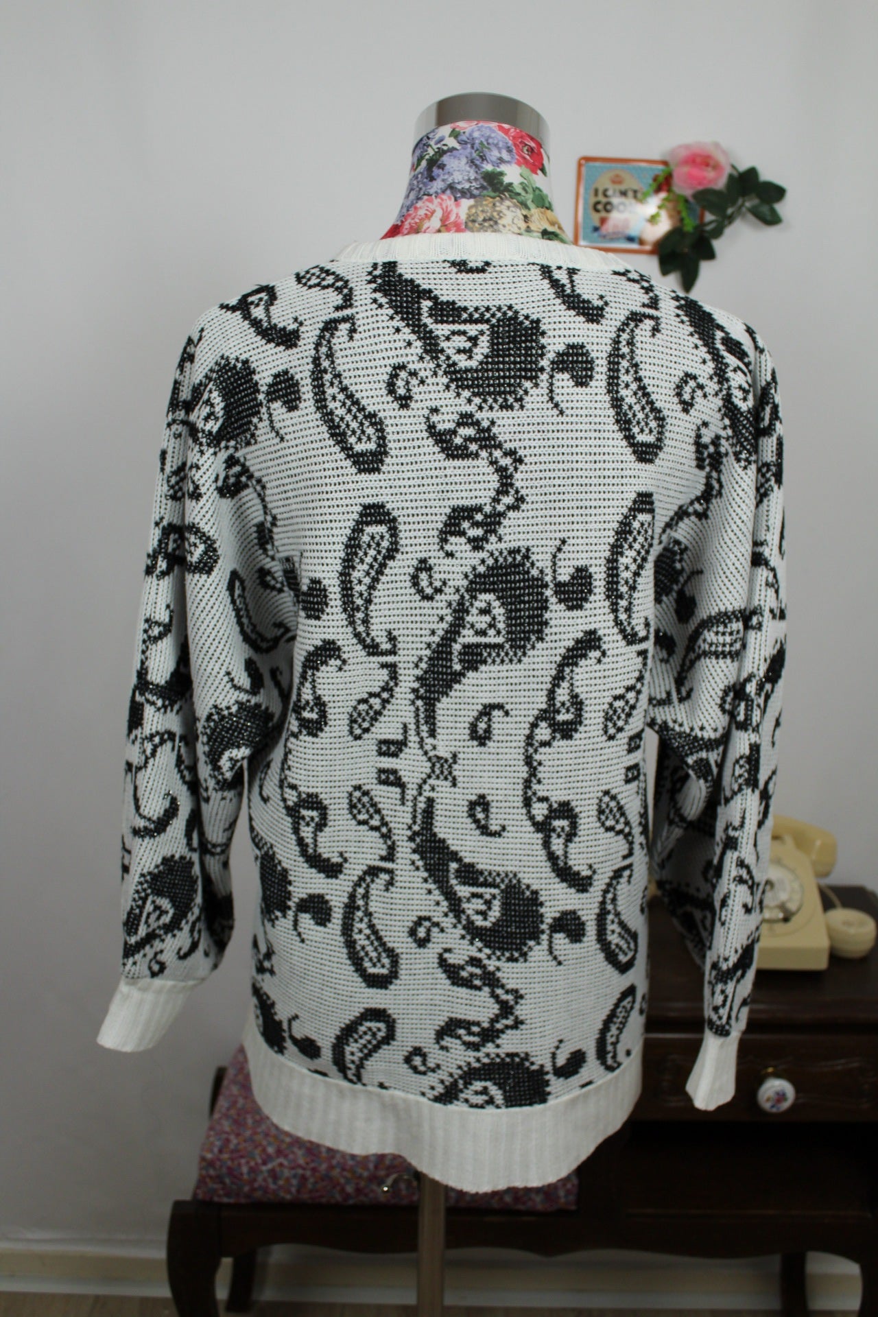 🌸🍒Pull vintage années 80 paisley graphique - noir et blanc - Taille 38 à 42🍒🌸