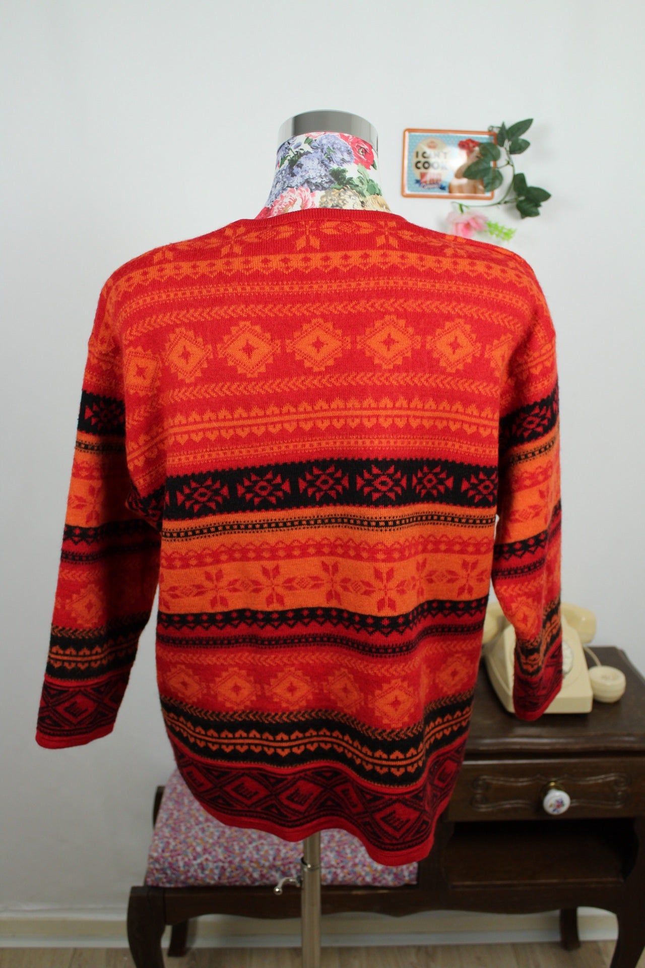 🌸🍒Pull vintage en laine 90's Symétrie rouge & noir - motifs graphiques - Taille 40/42🍒🌸