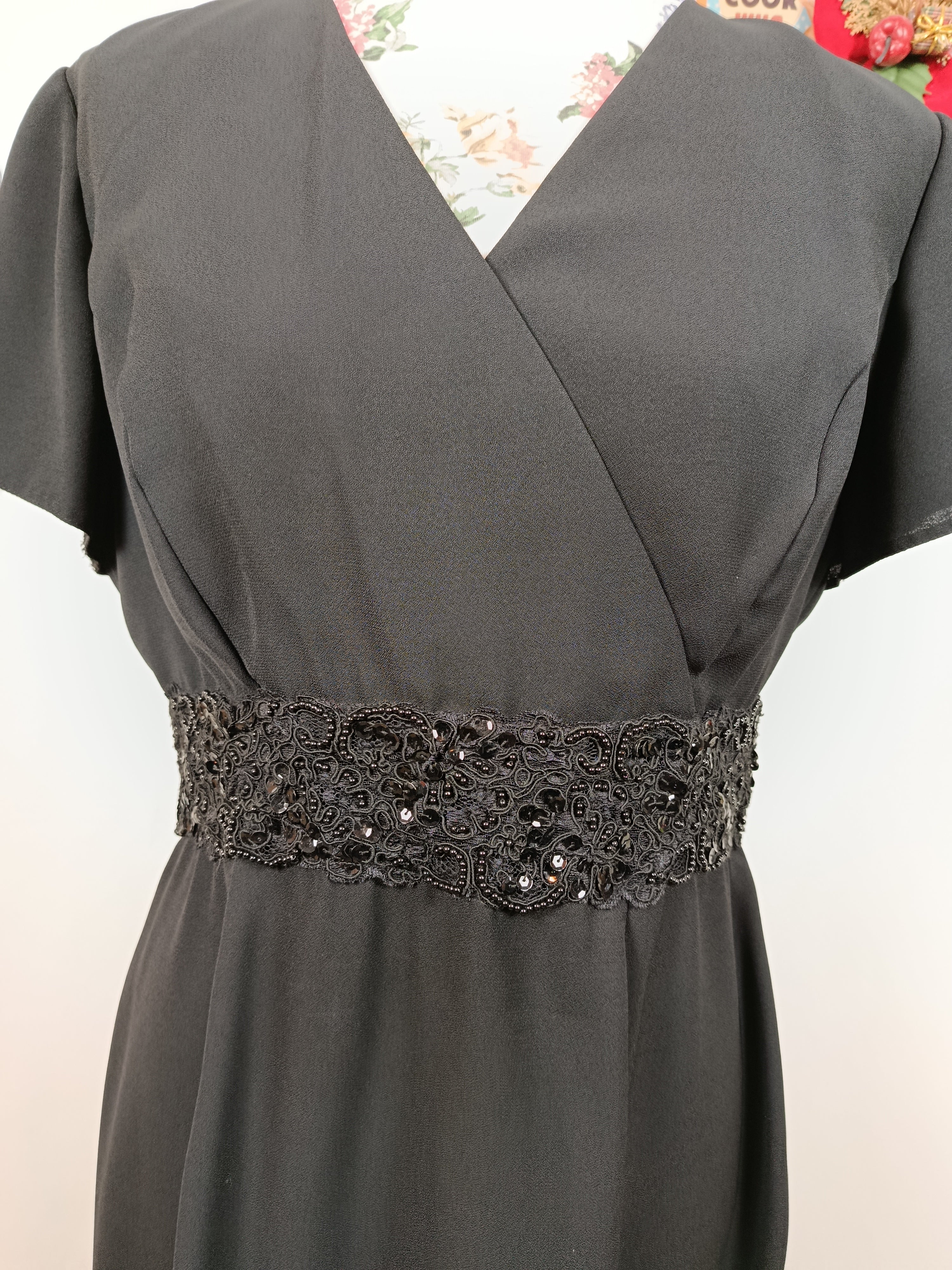 ✨Robe noire vintage 90's ceinture perlée - élégante & coupe pin-up✨