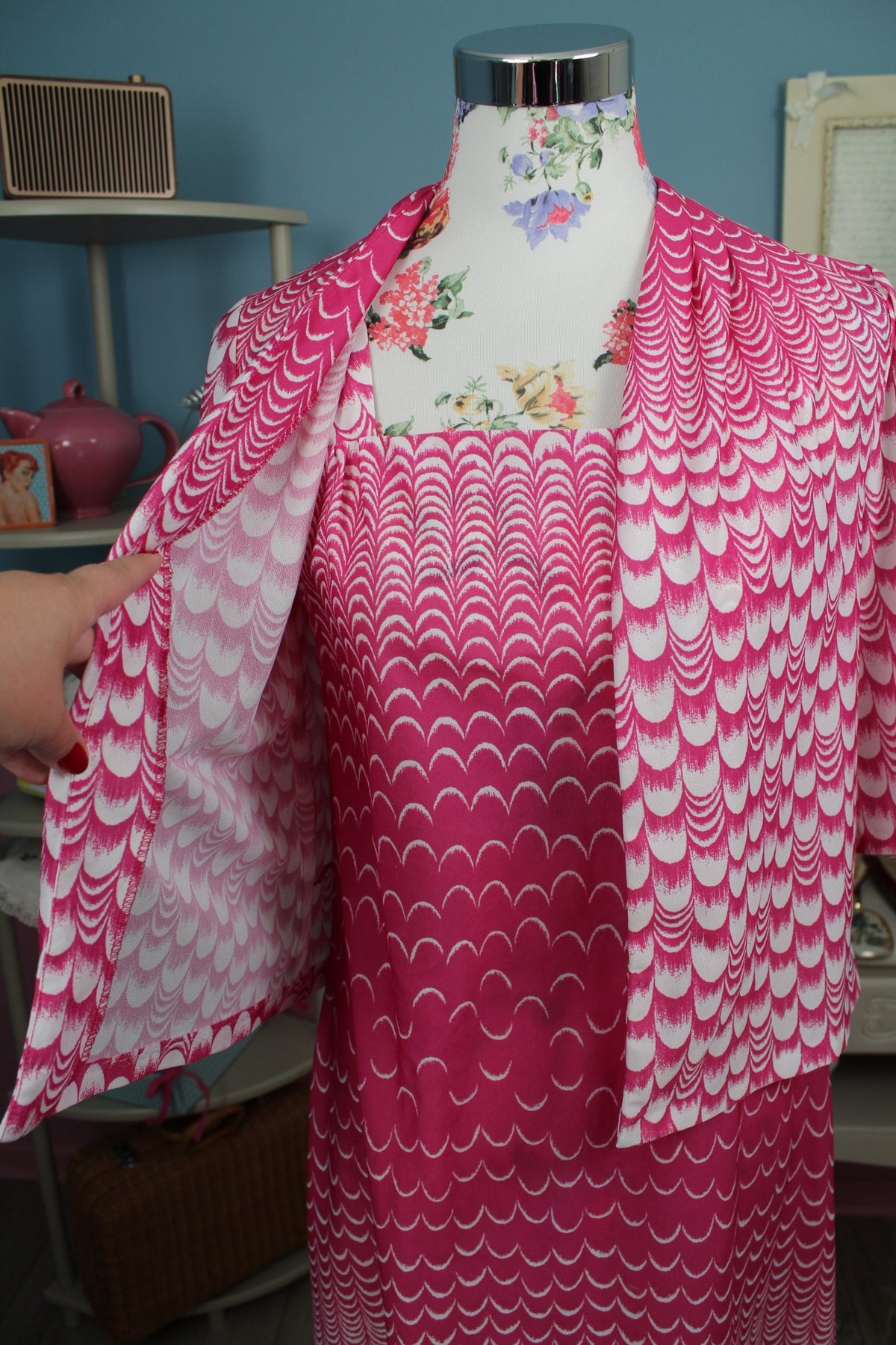 Ensemble robe + boléro vintage années 70 rose pep's motif coquille - Taille 36