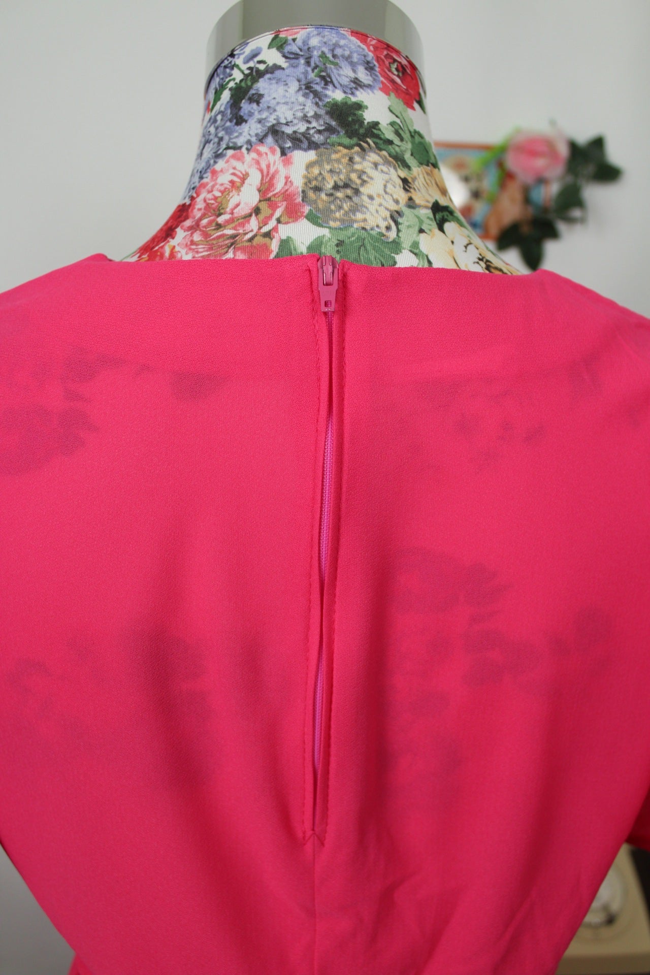 🌸🍒Robe vintage 80's fuchsia flashy & manches retombantes fendues - Taille 36/38🍒🌸