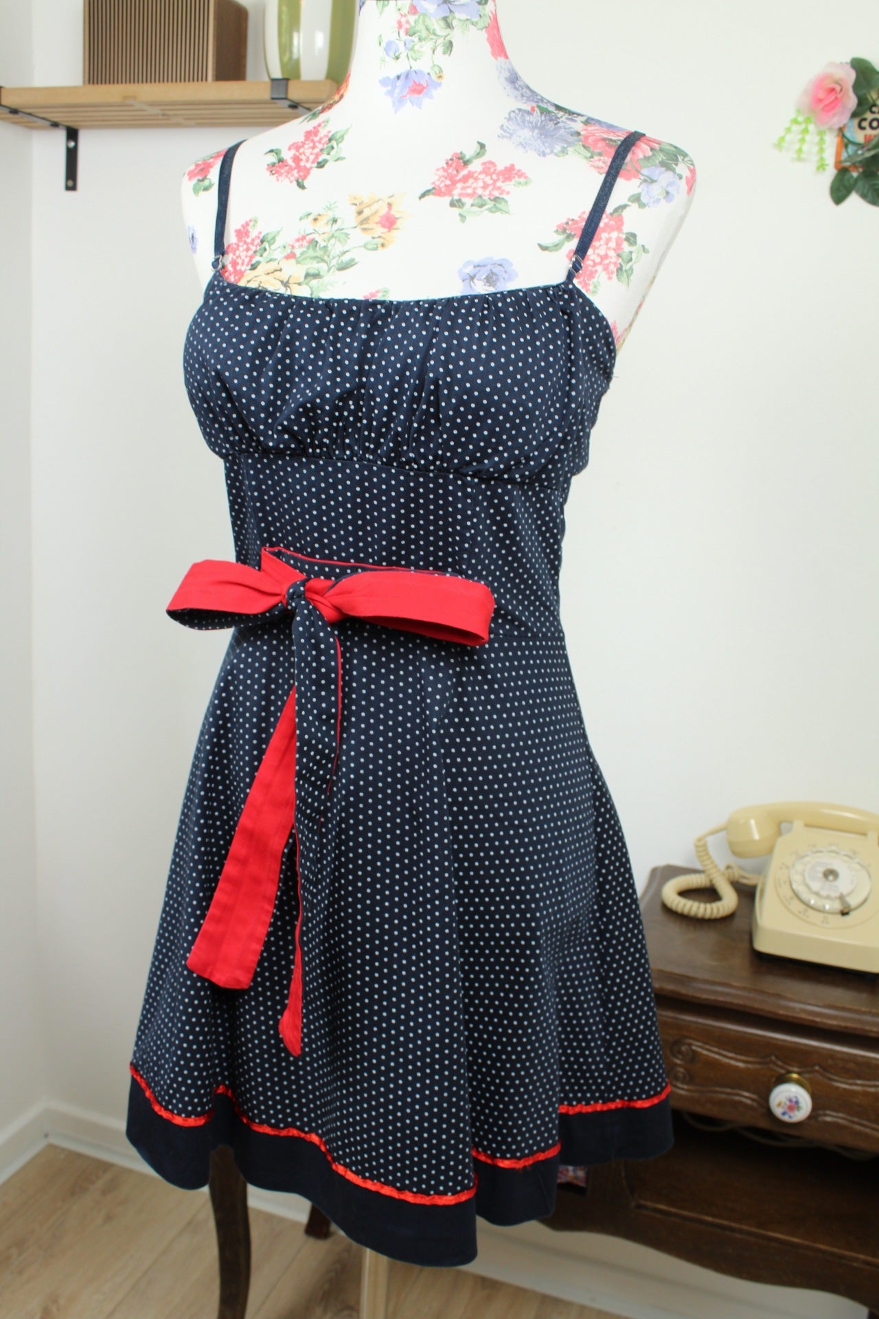 🌸🍒Robe à pois style rockabilly/pin-up nœud rouge - made in Italy - Taille 36🍒🌸