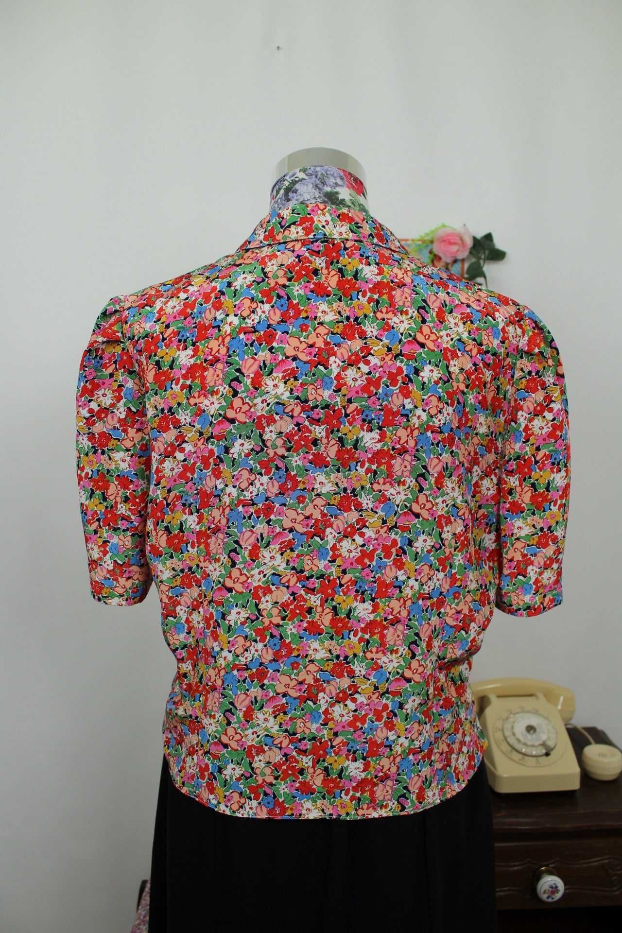 🍒🌸Chemise vintage 80's fleurie "Claire et Marie Paris" - made in France & boutons bijoux - Taille 38/40🌸🍒
