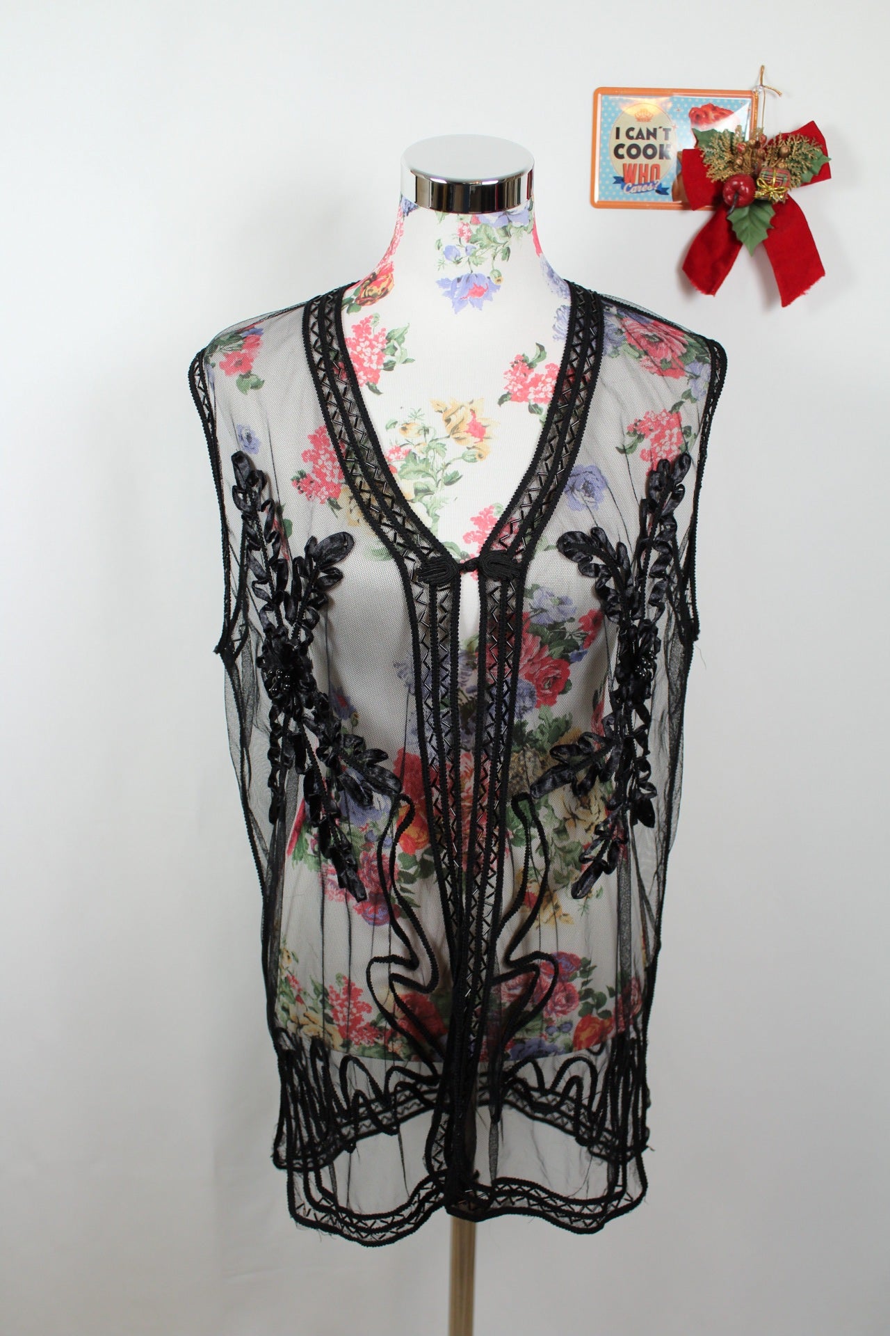 ✨Gilet noir perlé vintage 70's & fleurs en relief - fêtes & soirée esprit bohème chic✨