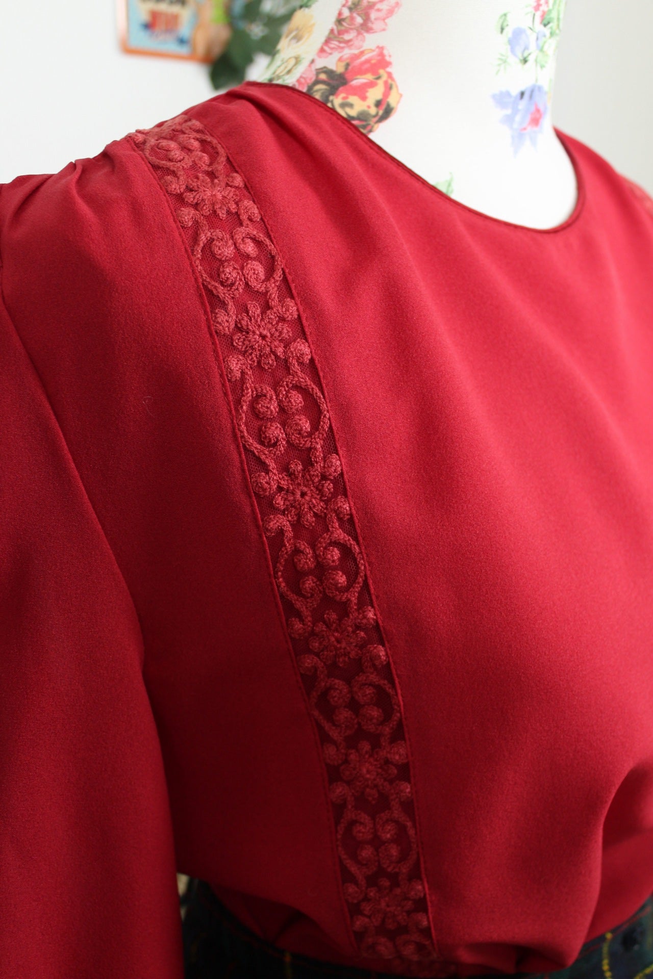 🌸🍒Blouse vintage 90's rouge romantique & broderies fleuries - Taille 40/42🍒🌸