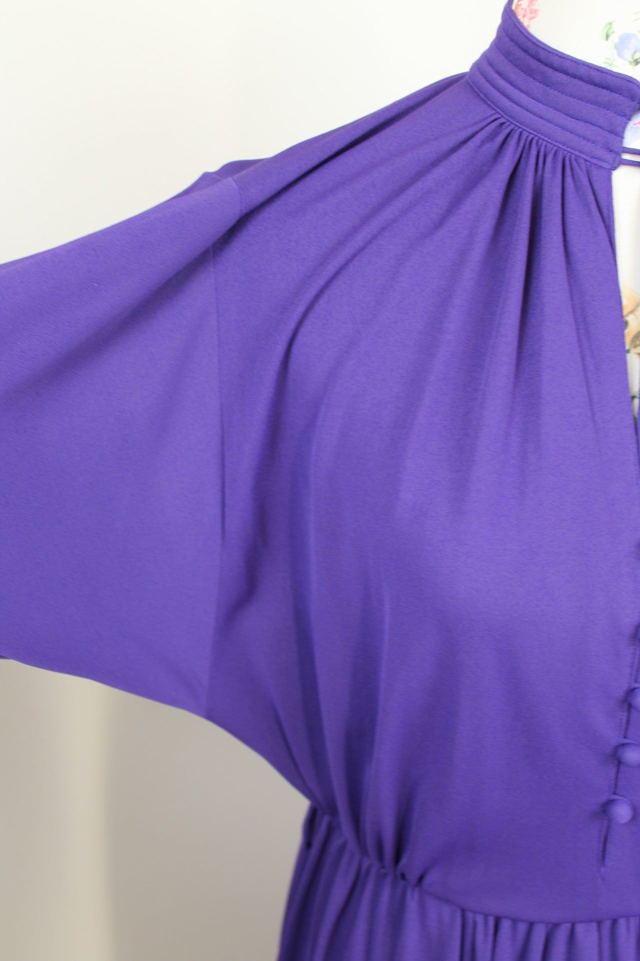 🌸Robe violette boutonnée vintage pin-up années 70🍒