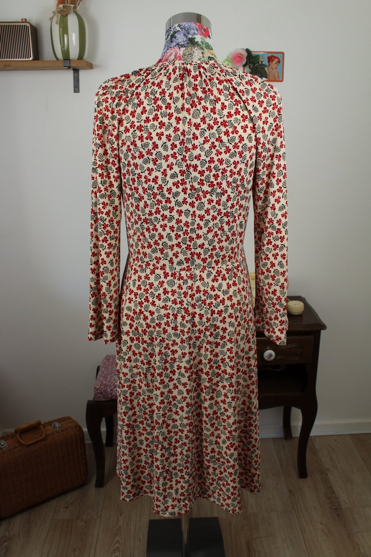 Robe vintage années 70 champêtre romantique - trèfles & pommes de pin - Taille 36/38