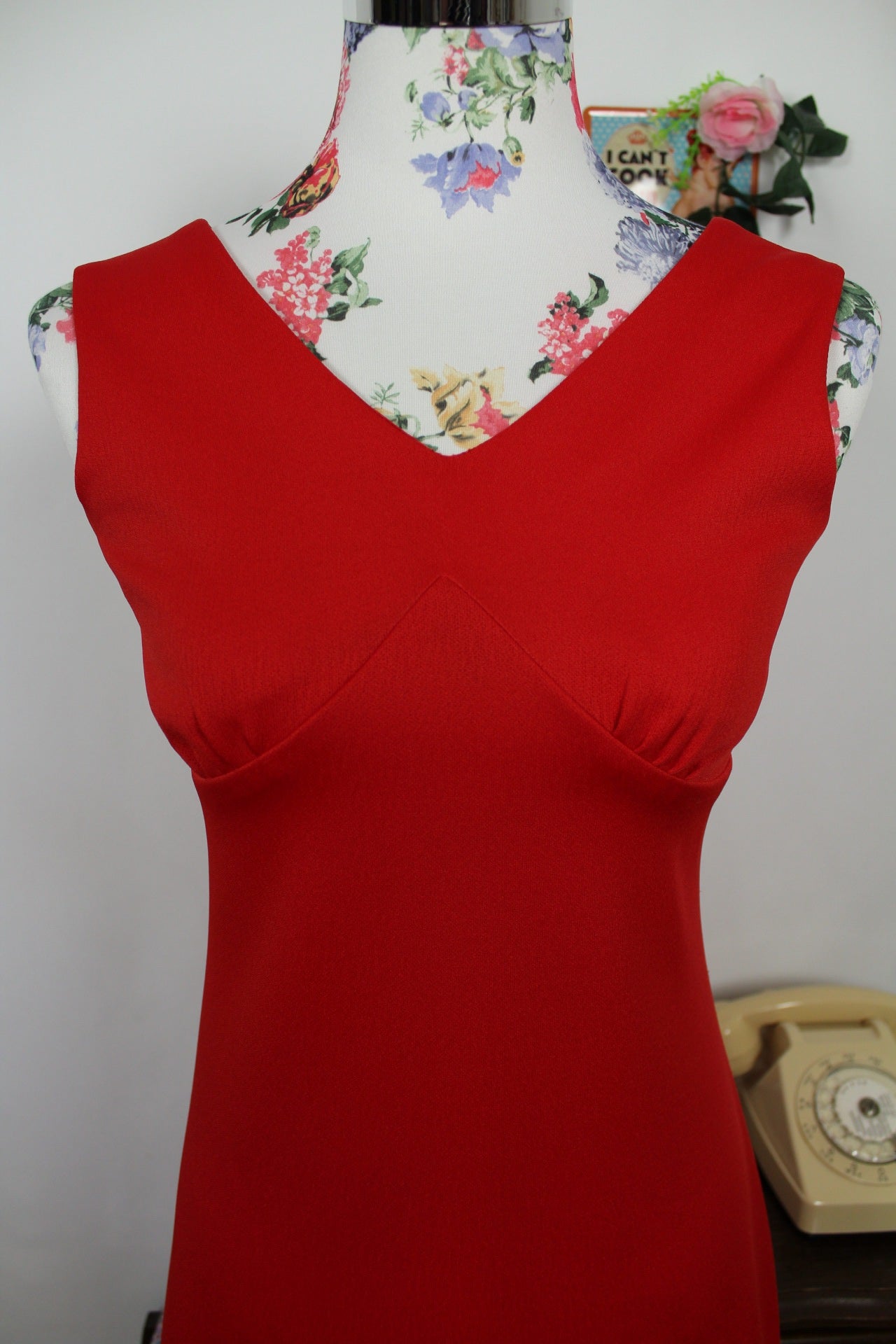 🌸🍒Robe longue rouge vintage 90's - matière structurée & coupe élégante - Taille 34/36🍒🌸