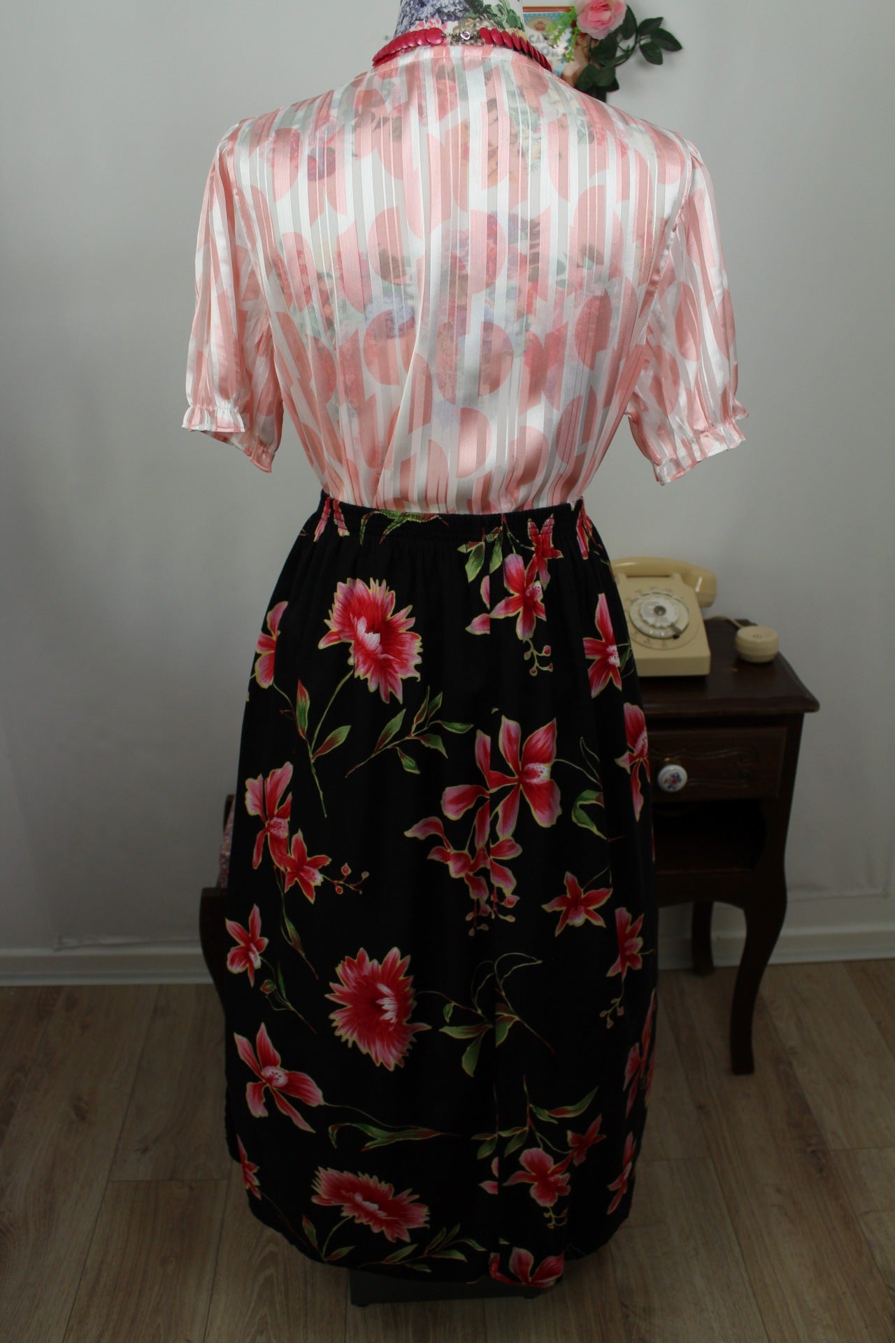 🌸🍒Jupe vintage 90's midi fluide imprimée fleurs des îles - Taille 44/46🍒🌸
