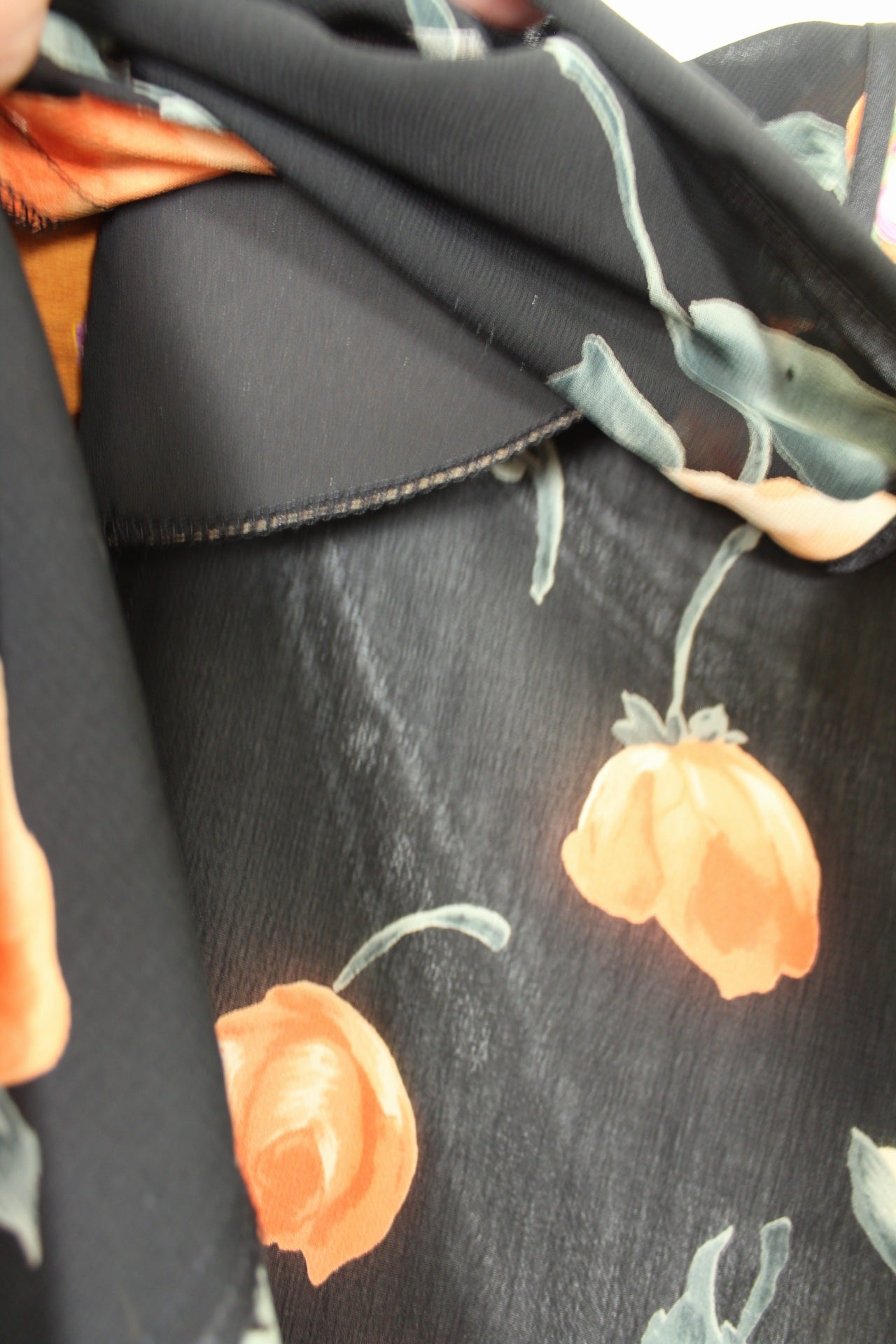 🌸🍒Cardigan vintage 80/90's voile noir transparent & roses en aquarelle - Taille 42/44🍒🌸