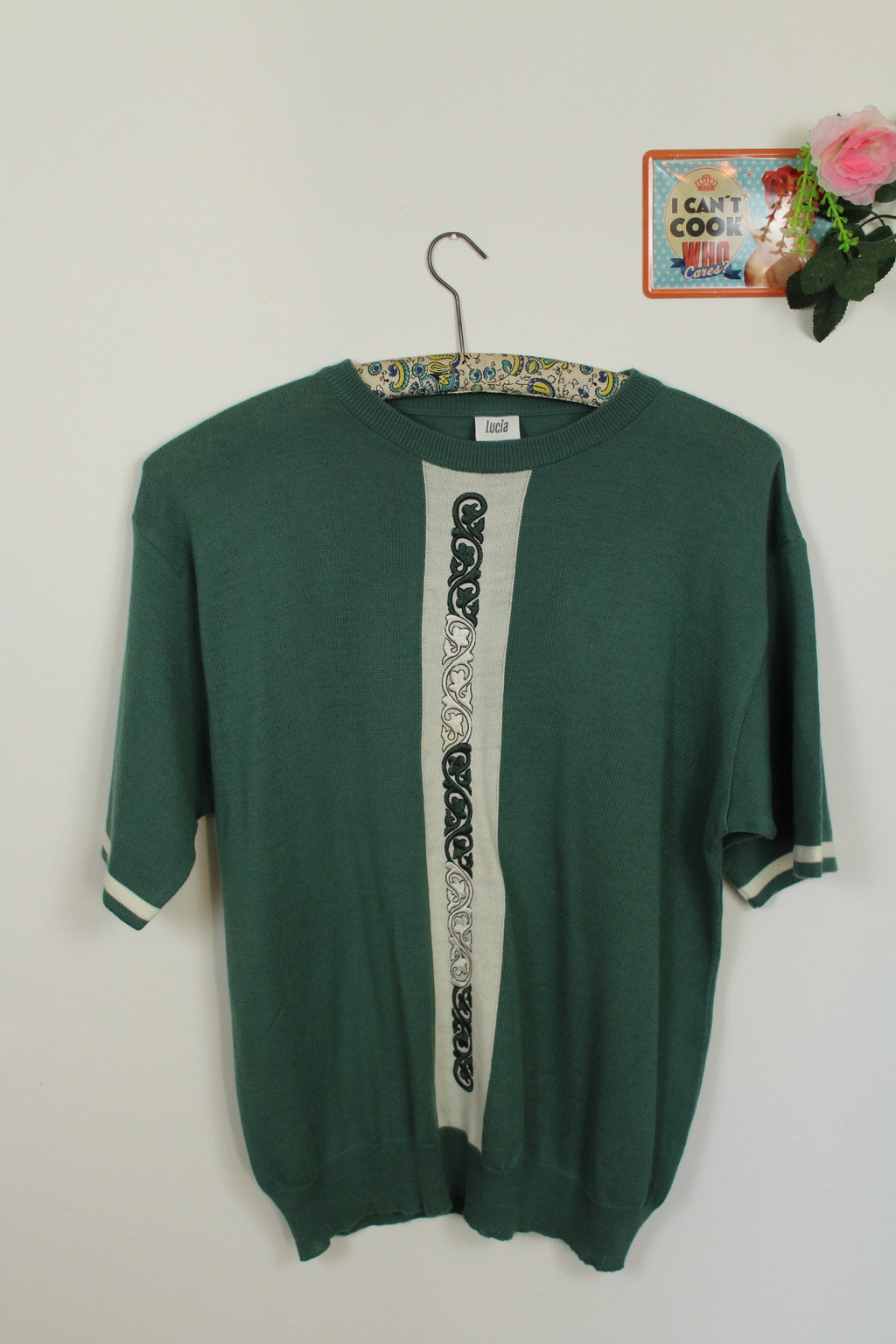 🌸Pull vintage 80's vert sapin -motifs brodés central feuilles en arabesque🍒