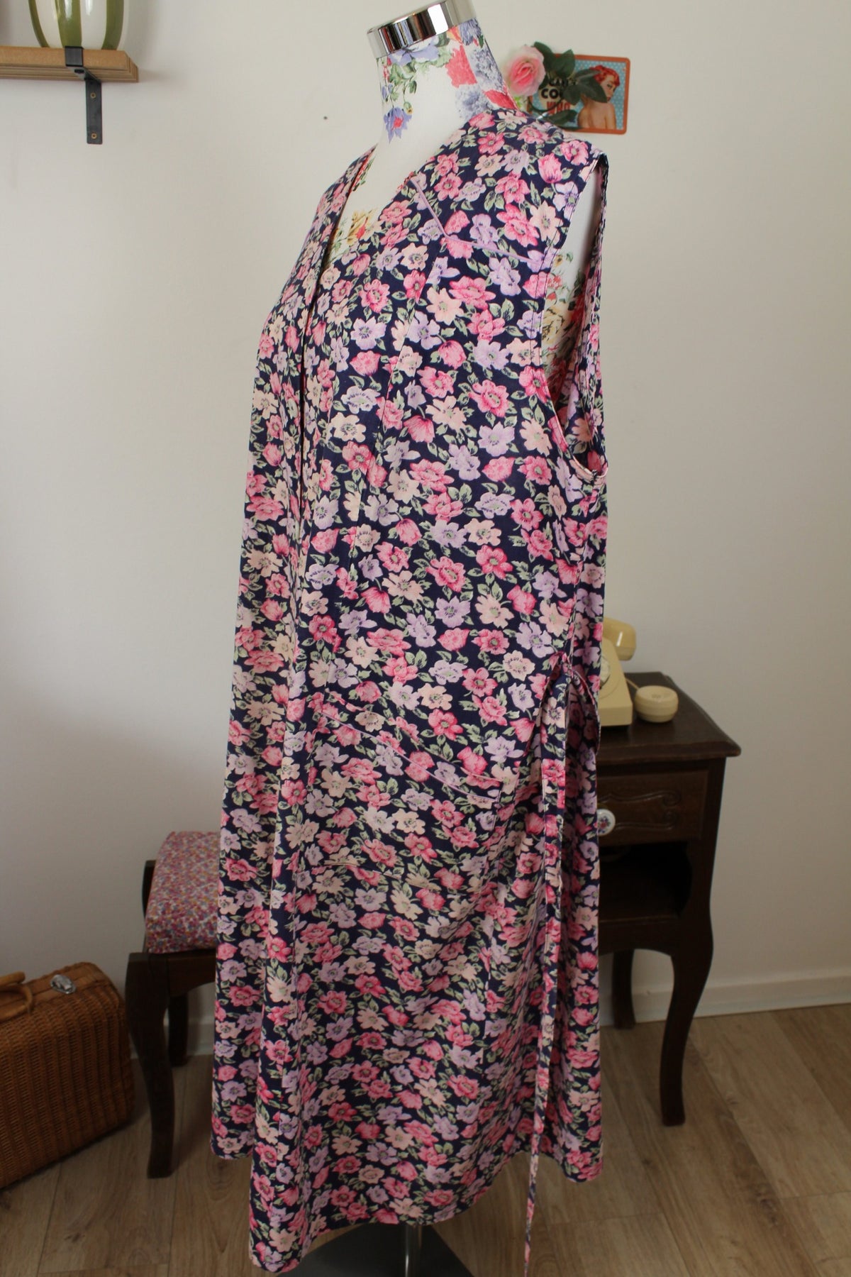 Robe fleurie vintage 80's fleurie violet & rose - Taille 48/50