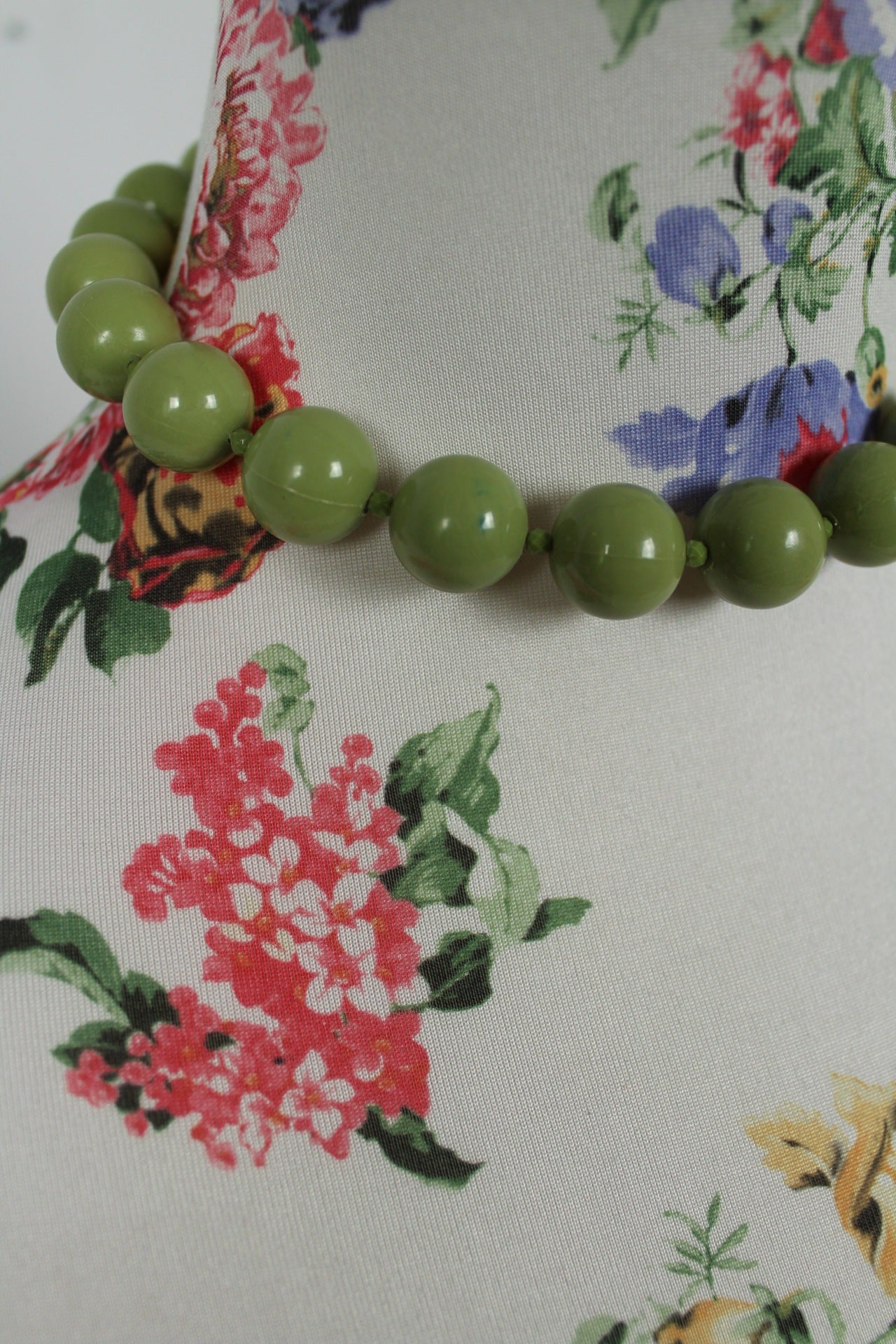 🌸🍒Collier vintage 80's ras du cou perles vertes🍒🌸