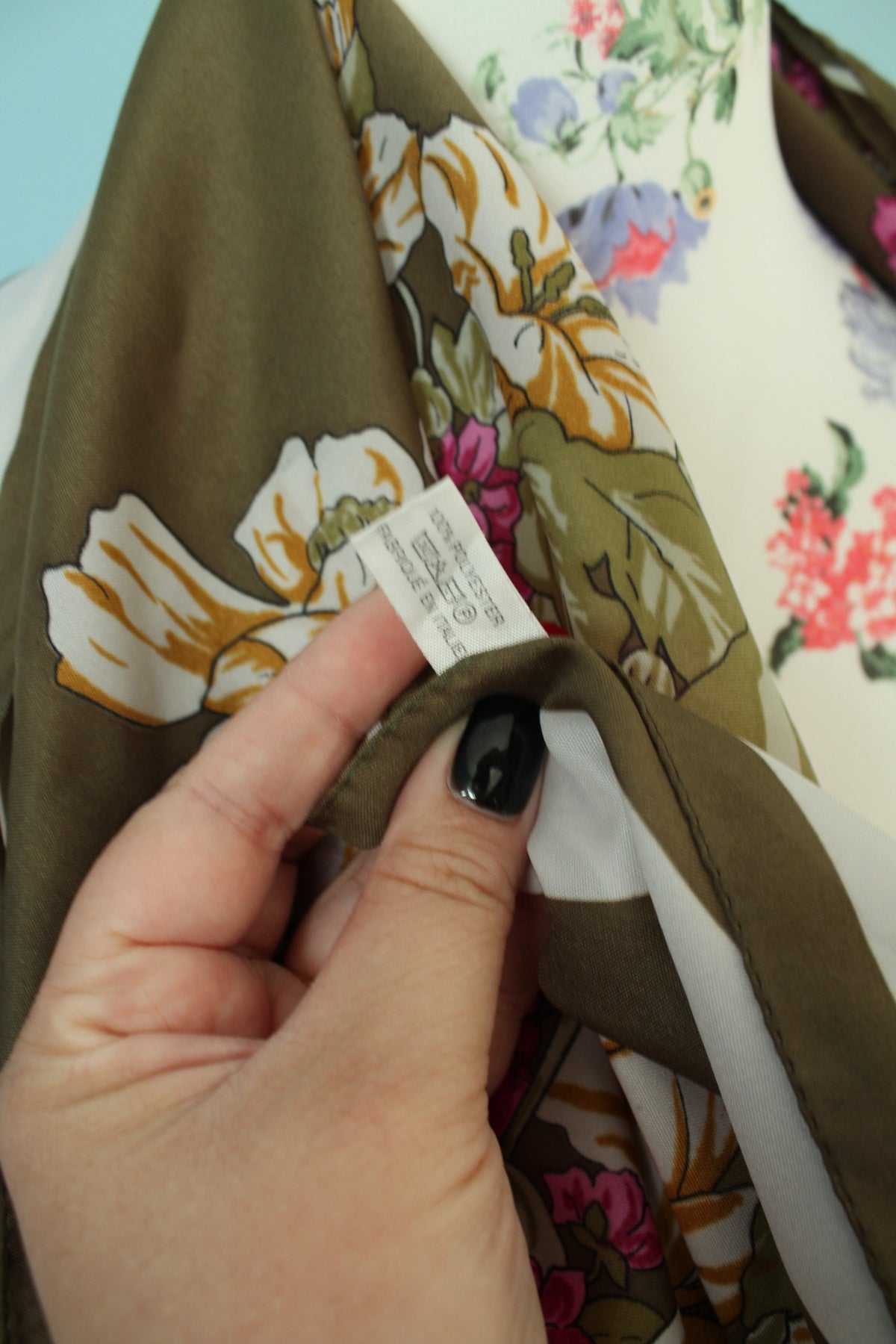 Foulard vintage années 80 kaki fleuri