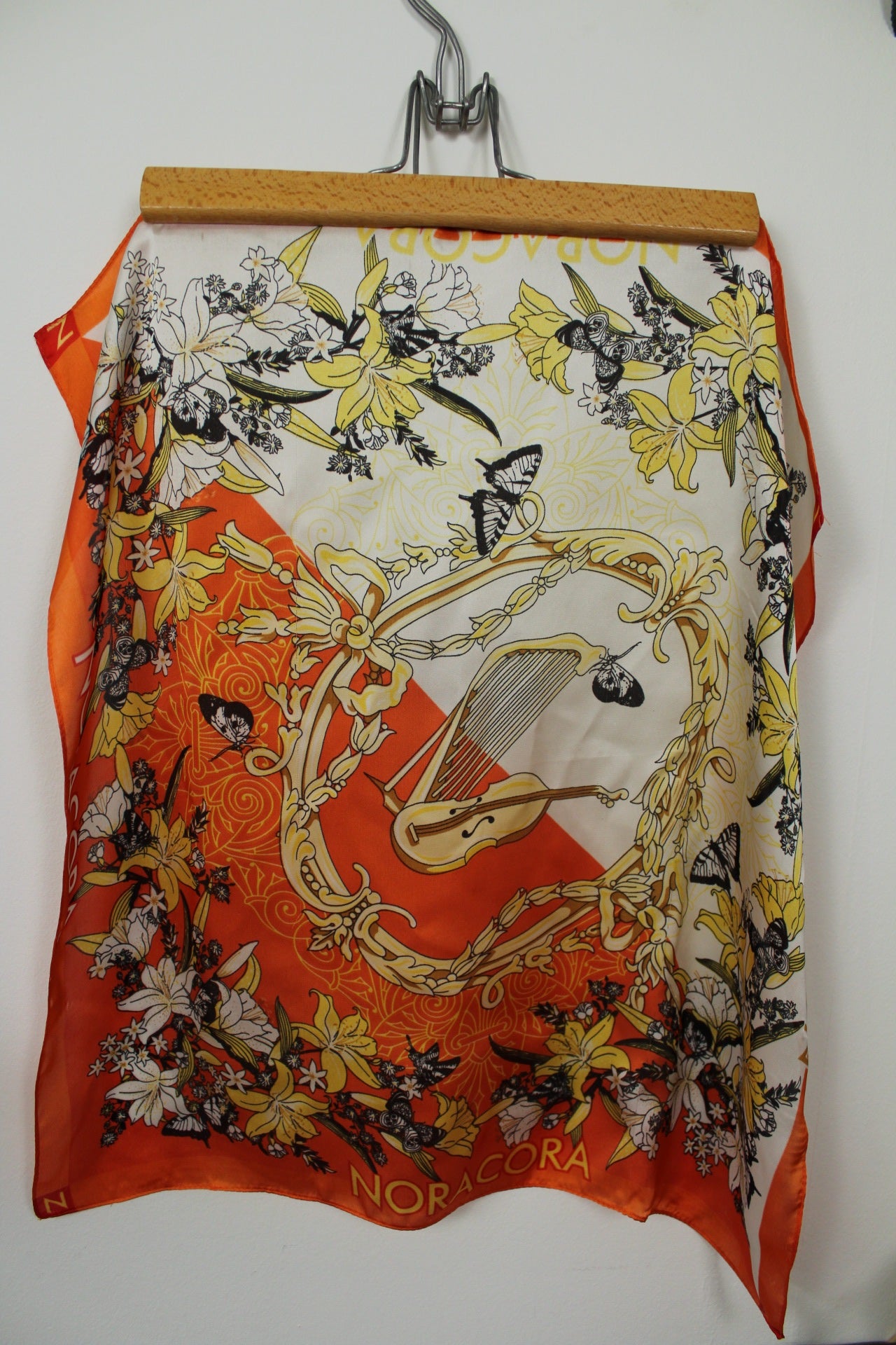 🌸🍒Foulard vintage 90's orange pep's - papillons, fleurs & musique🍒🌸